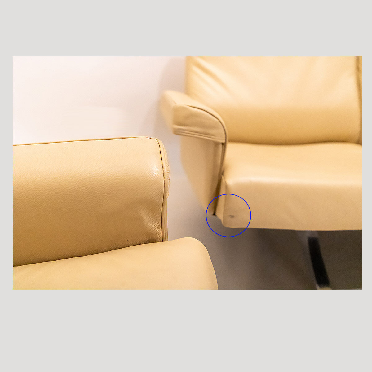 De Sede DS35 vintage leather 3 seater sofa with two matching armchairs