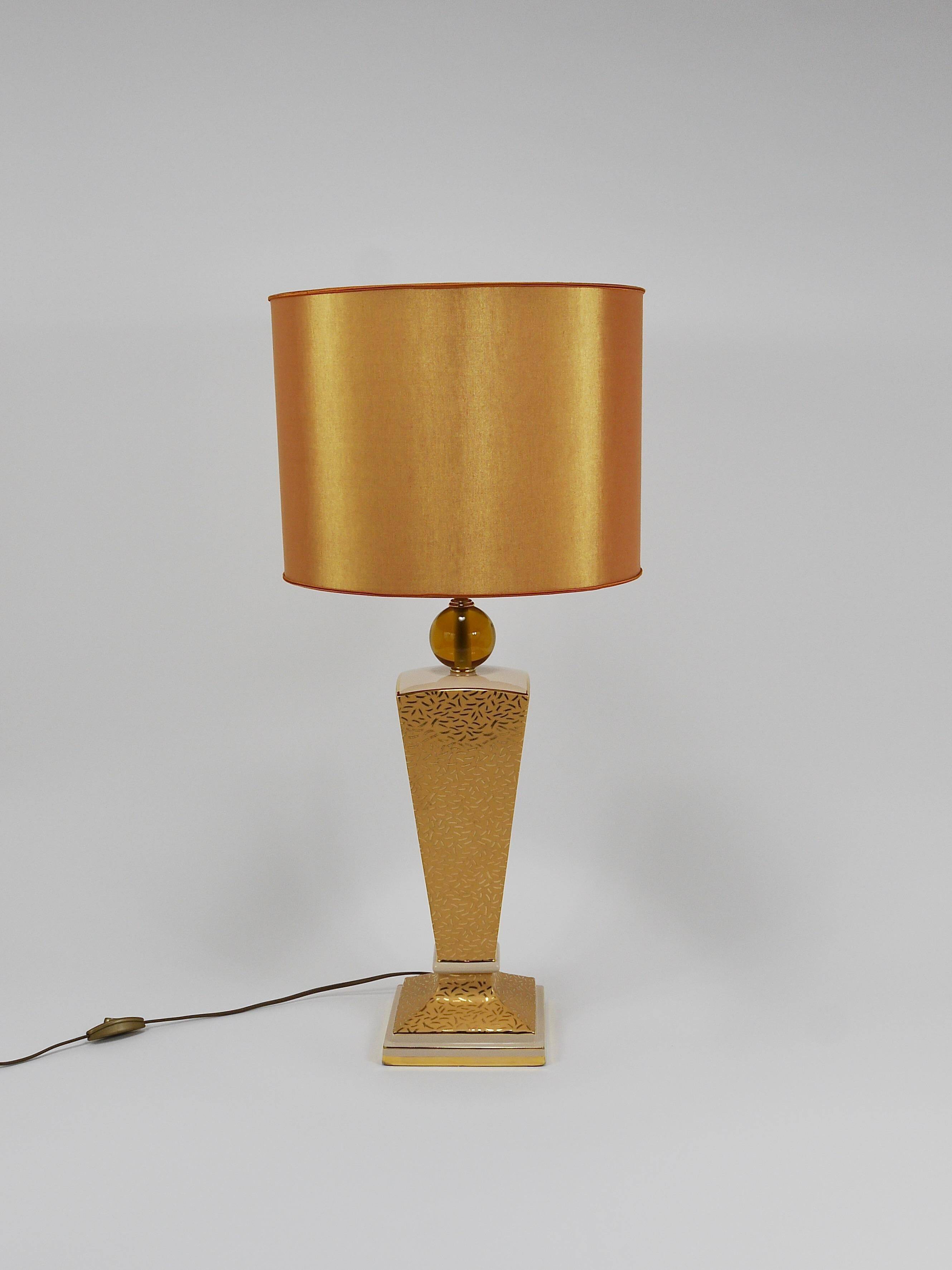 Lampe de table ou d'appoint en porcelaine de style post-moderne Memphis et Art Déco, Italie, années 1980