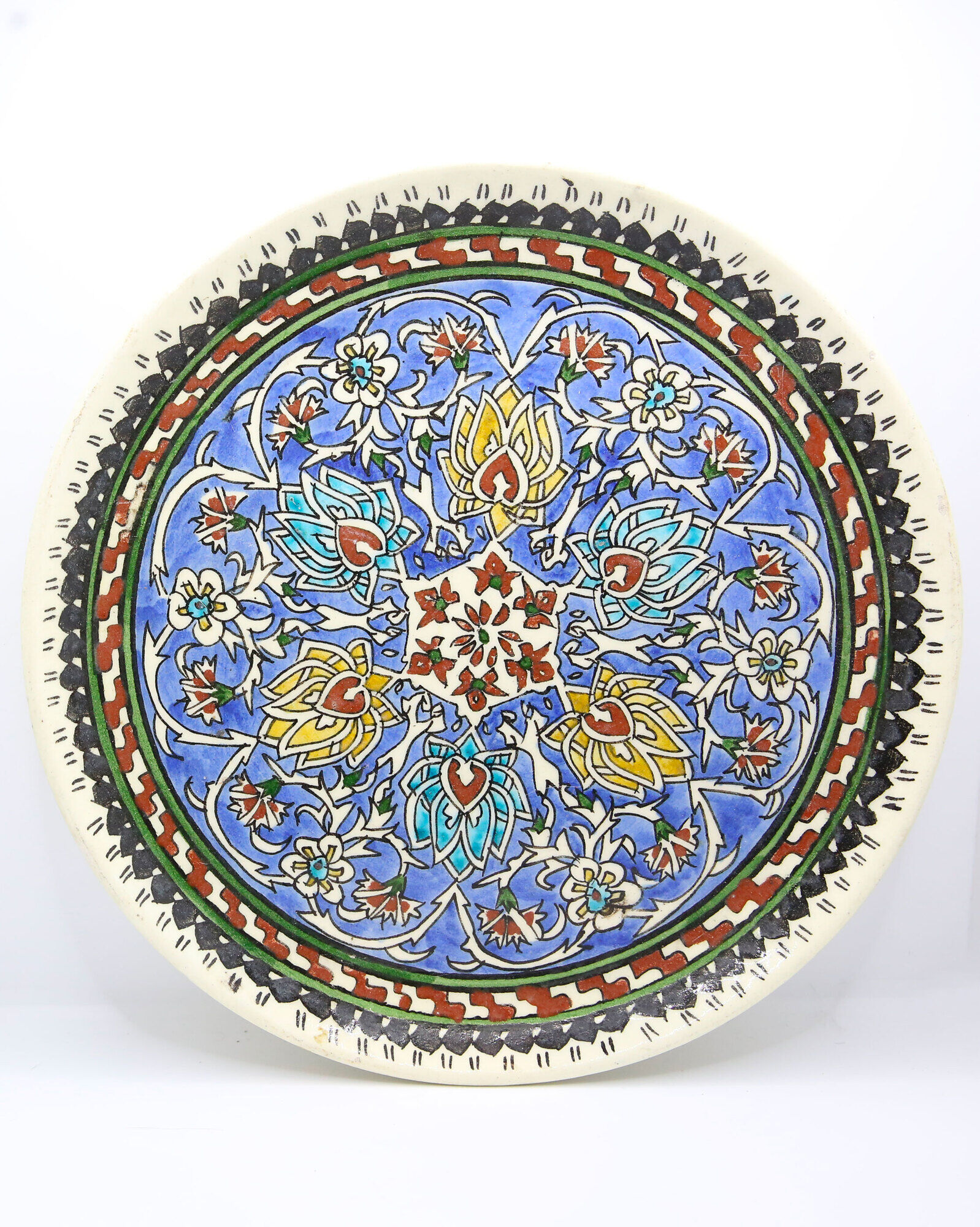Turkish dish from Kutahya with floral and ethnic motifs
