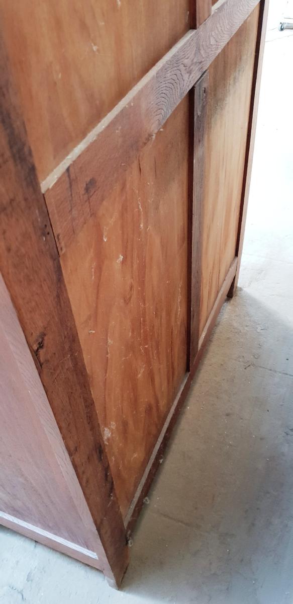 Glass-glazed Parisian wardrobe