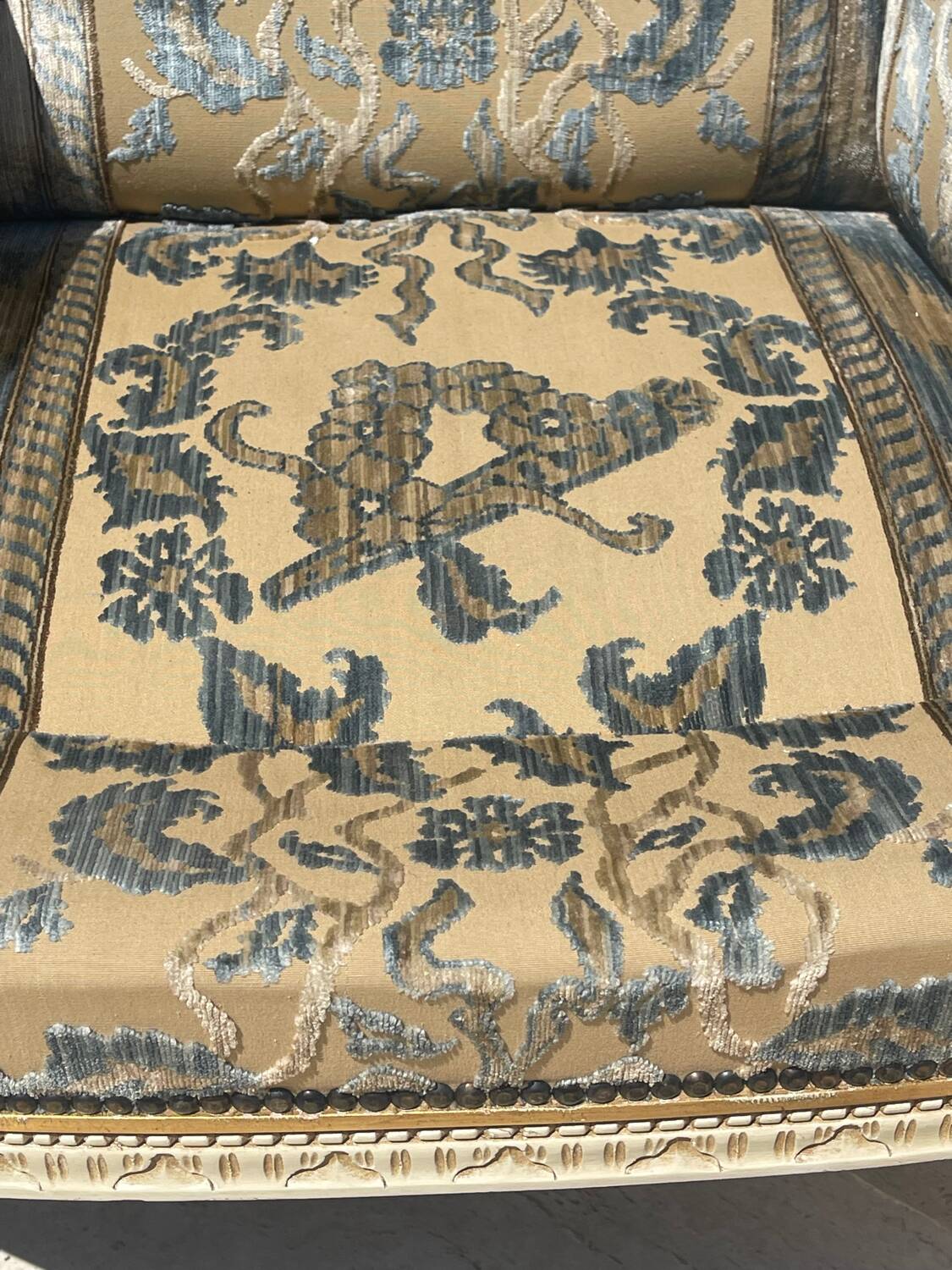 Louis XVI Style Living Room - 4 rooms