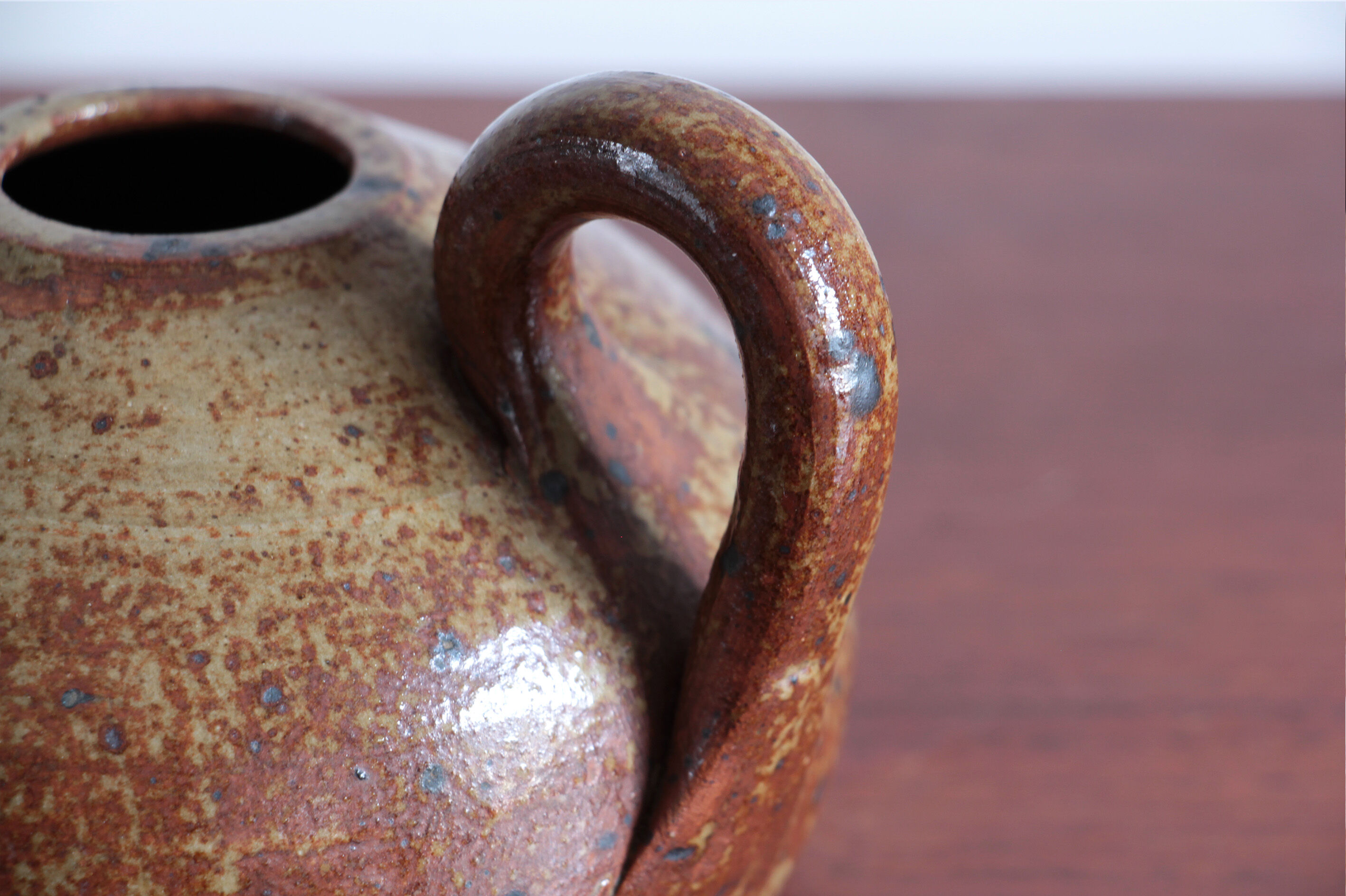 Pyrete sandstone teapot