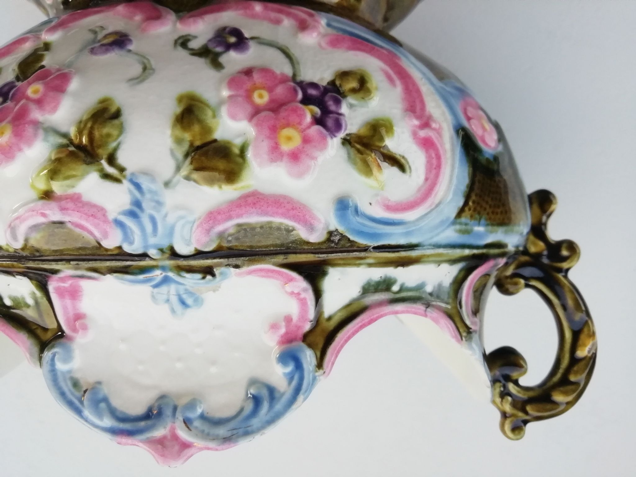 Jardinière en barbotine