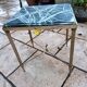 Table gigogne ancienne avec plateau marbre