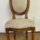 Chaise médaillon de style louis xvi
