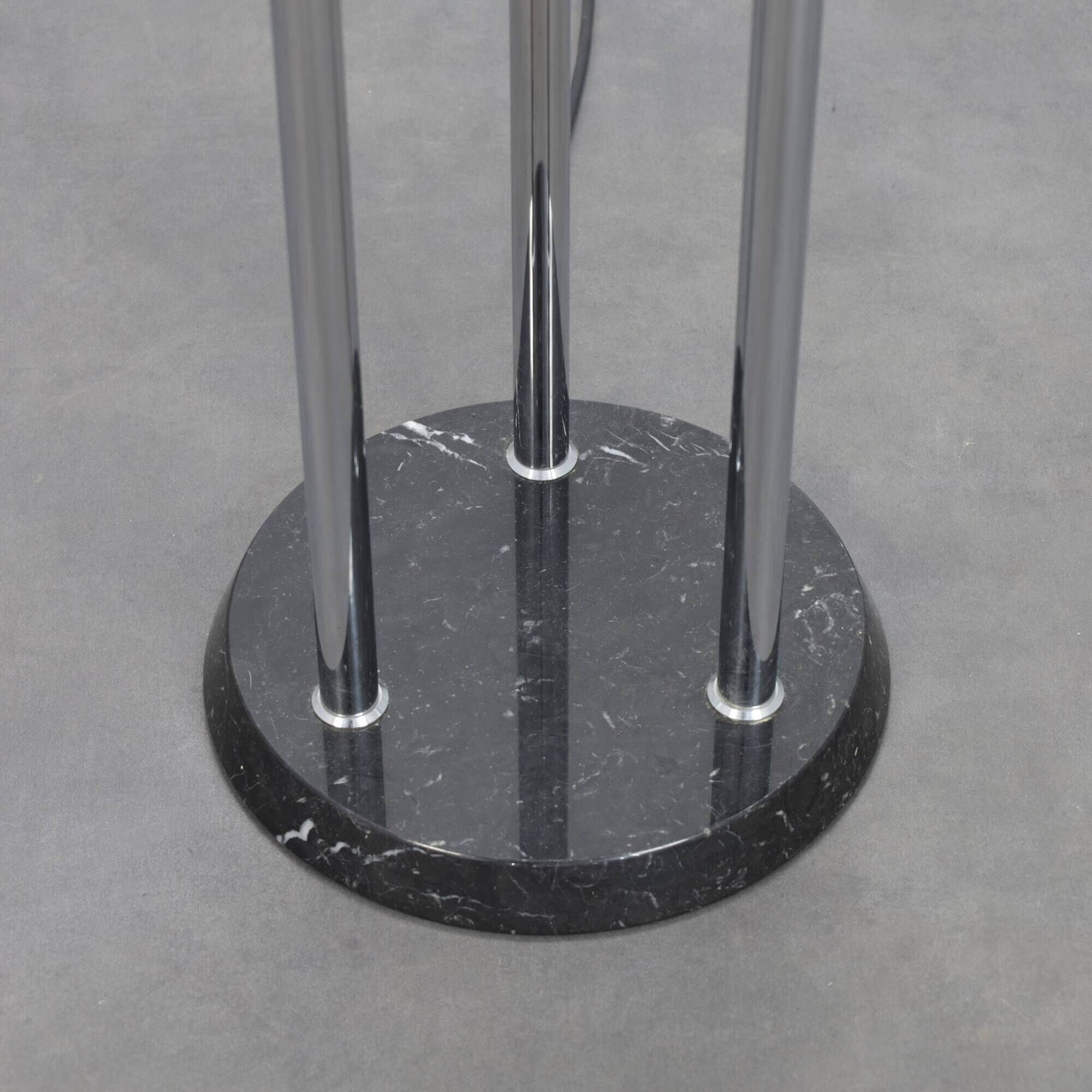 Arianna floor lamp by Bruno Gecchelin for Oluce, Italy, 1970s
