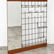 Wall-mounted coat rack