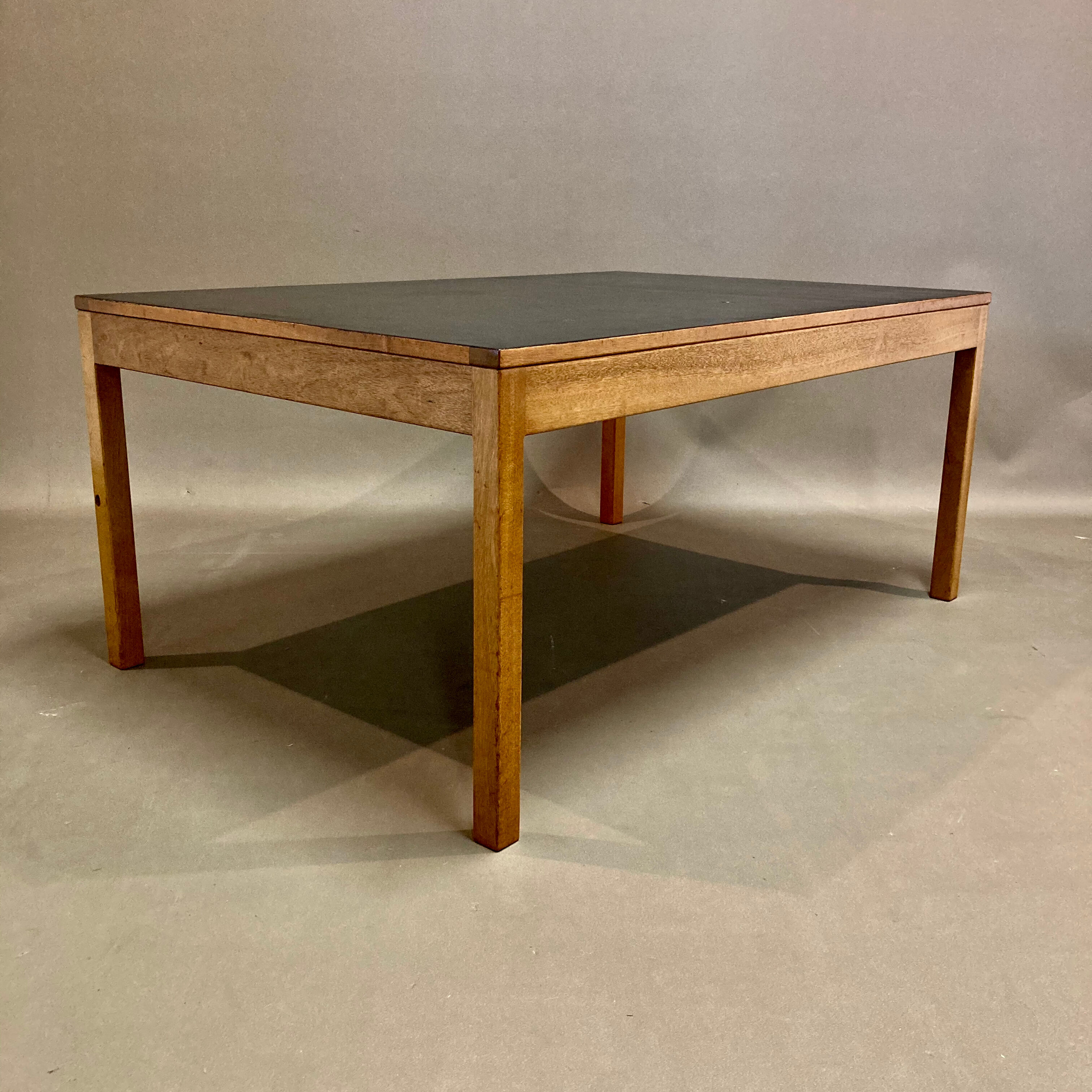 Scandinavian design coffee table by Borge Mogensen 1950
