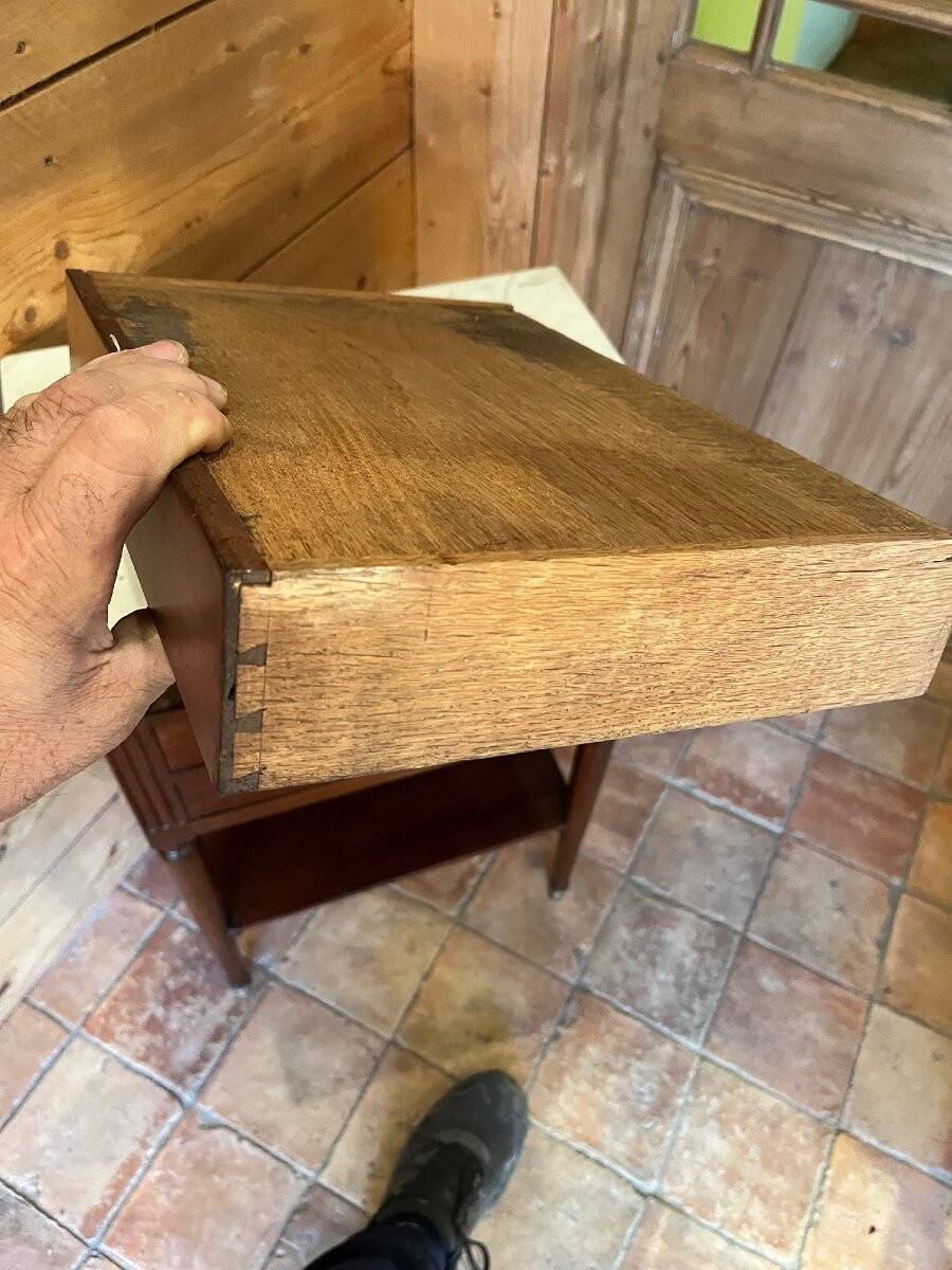 Mahogany chiffonnier table from the Louis XVI period.