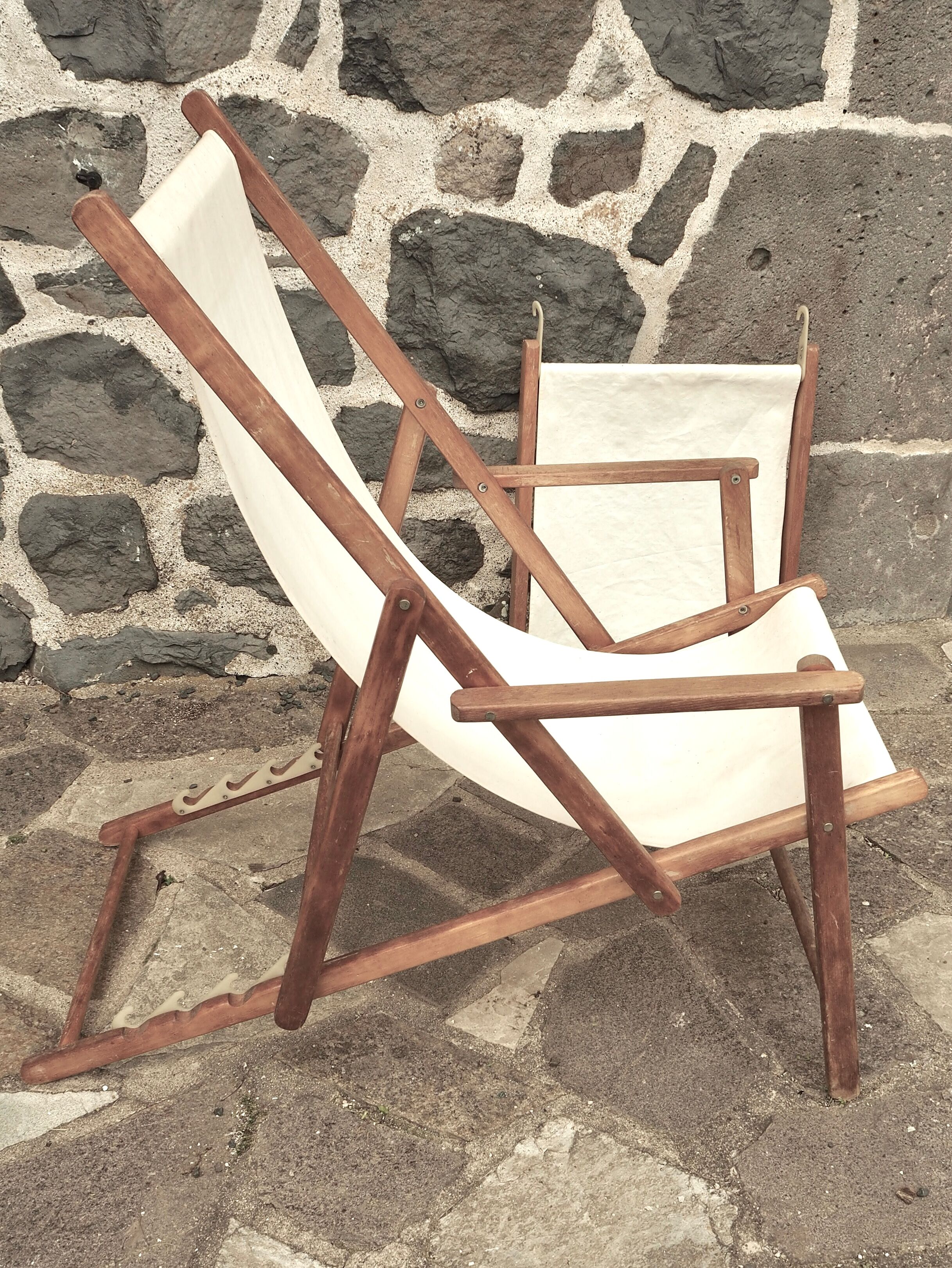 Deckchair with extension chaise longue, in wood and fabric