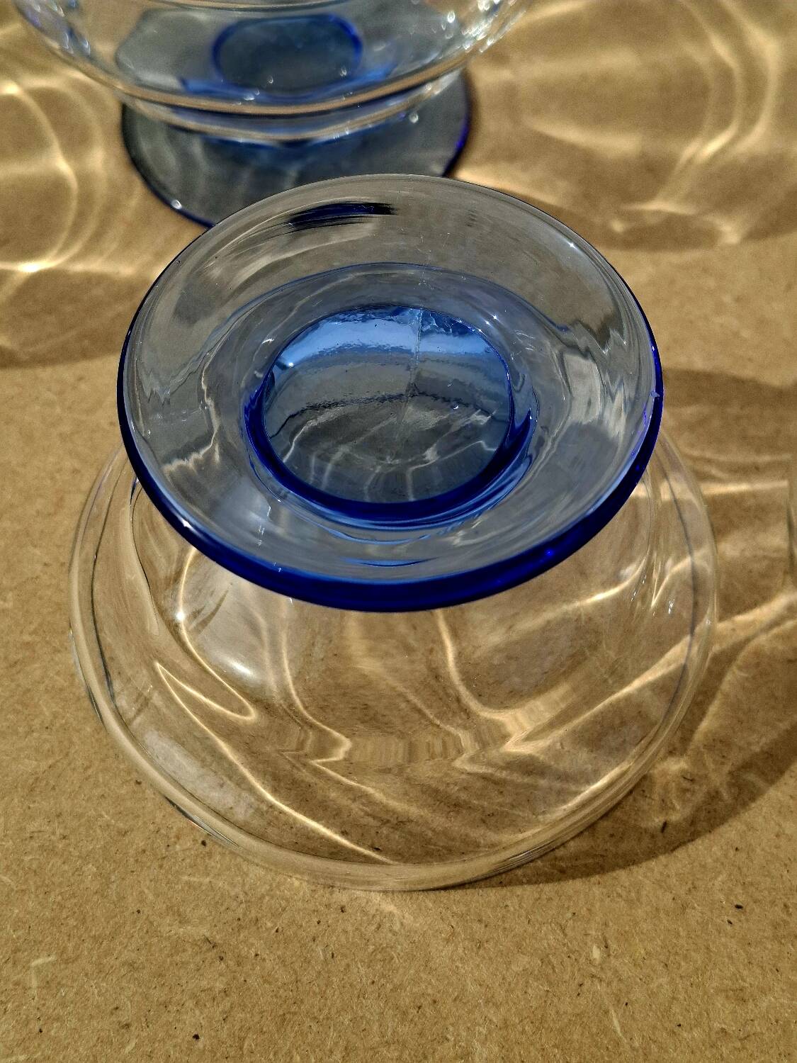 12 champagne coupes 1930