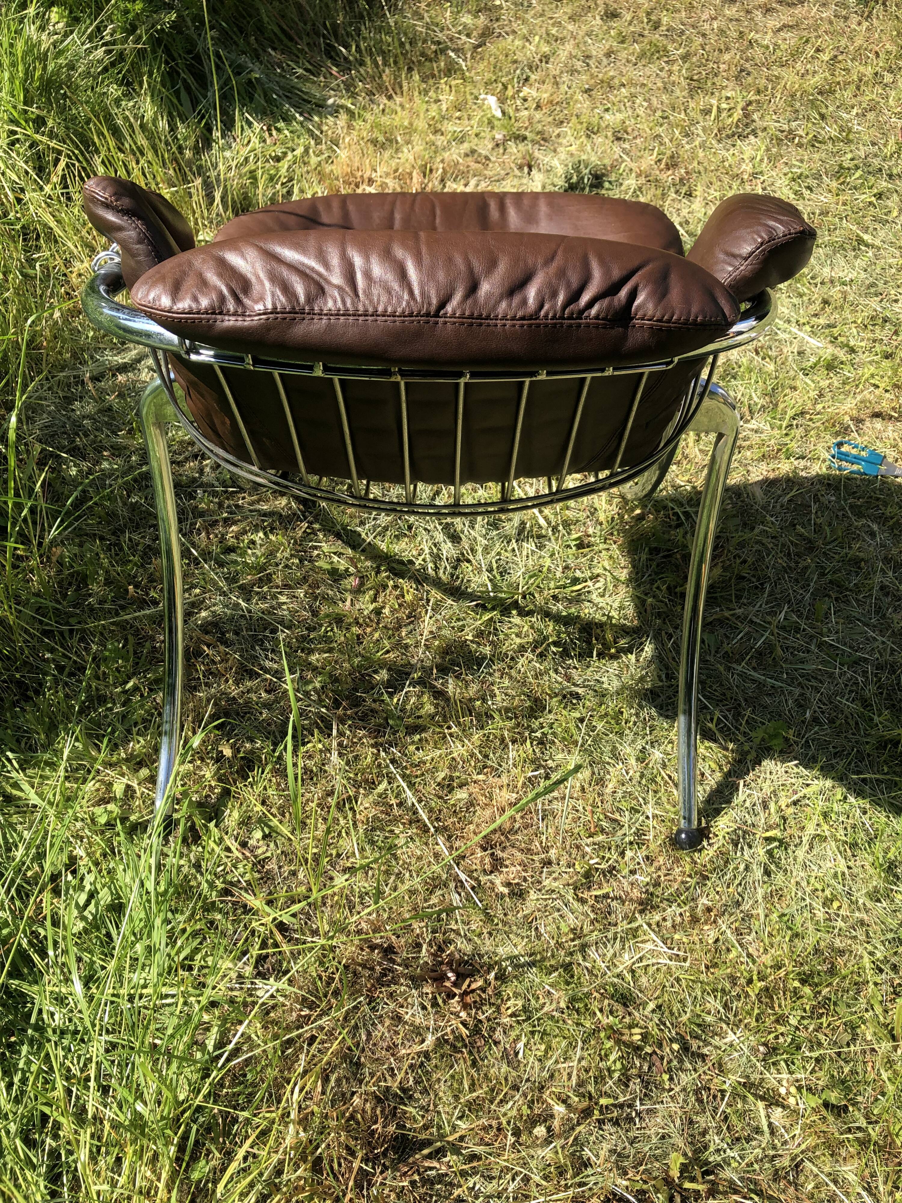 Leather chair model Lynn Gastone Rinaldi for Rima