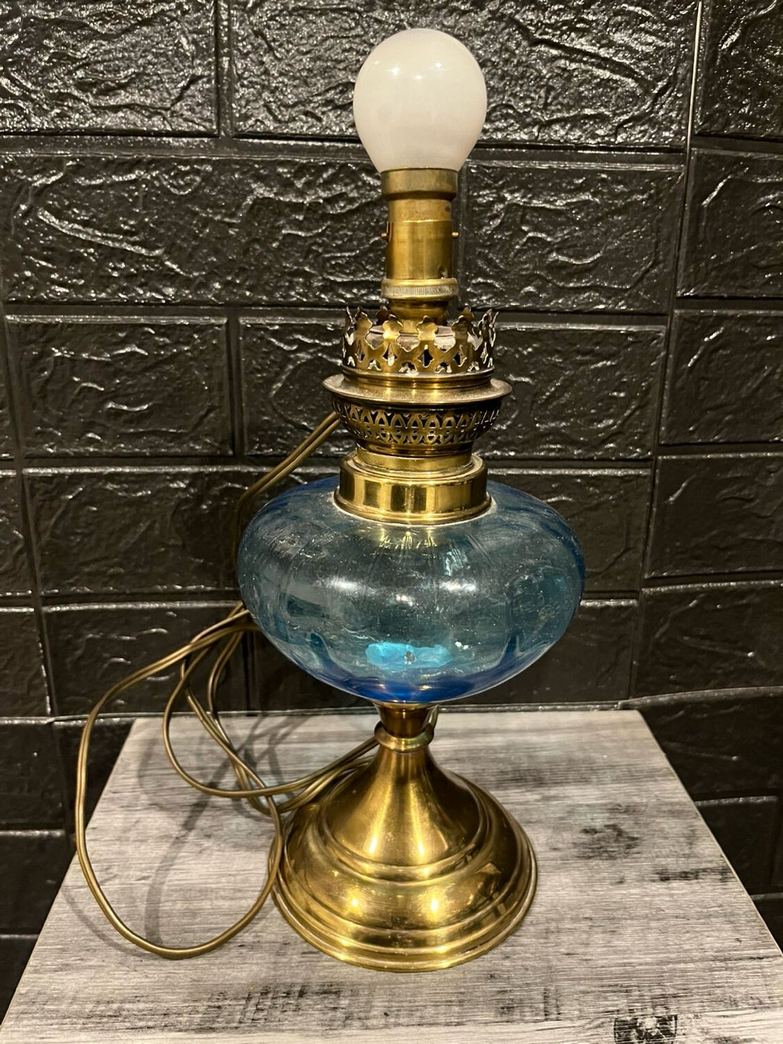 Electrified kerosene lamp