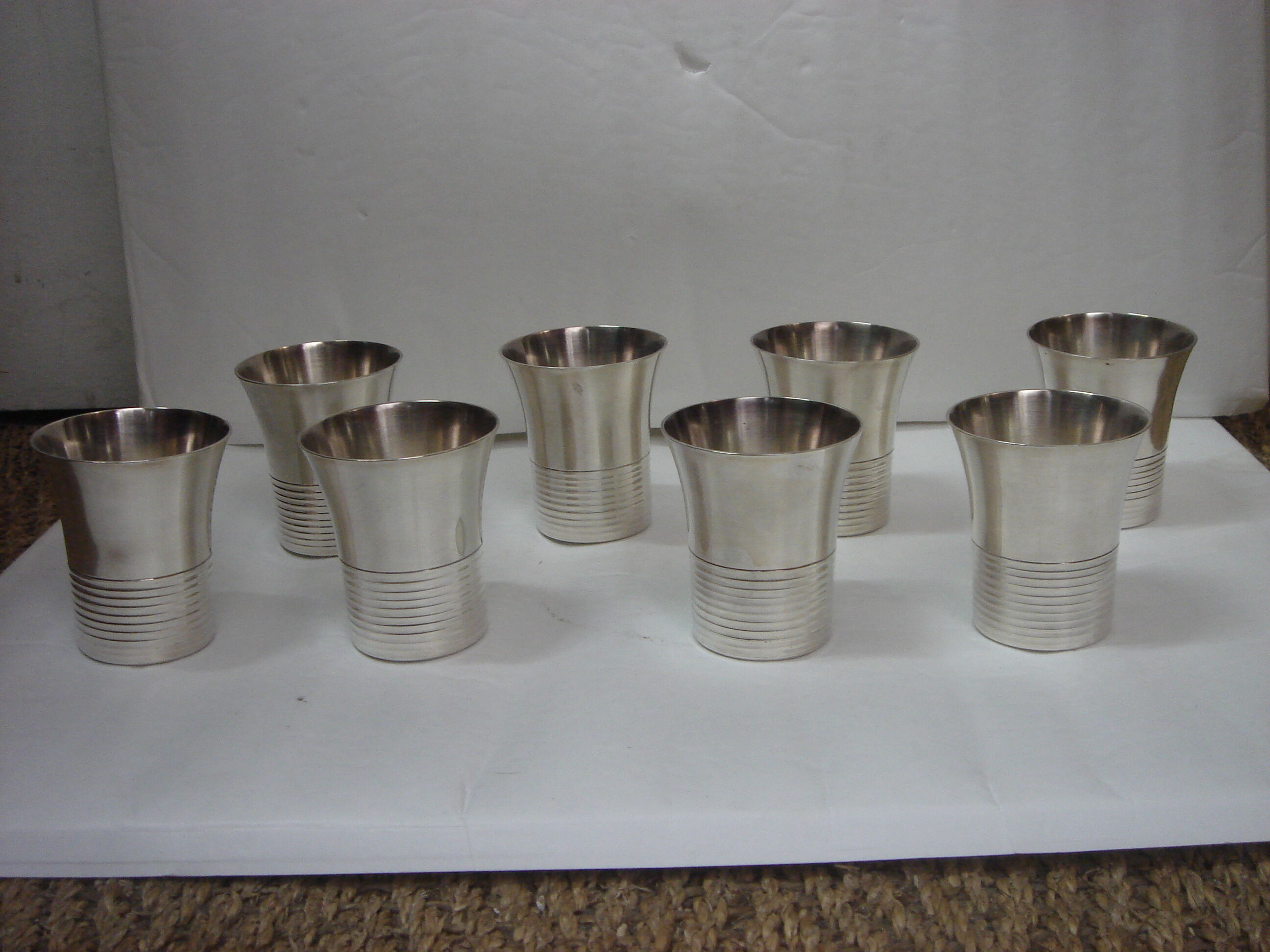 Shaker & 8 cups silver art deco, 1940/50