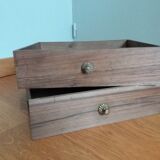 2 wooden drawers 33 x 27