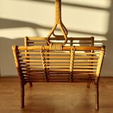 Porte-revues en rotin artisanal 1960.