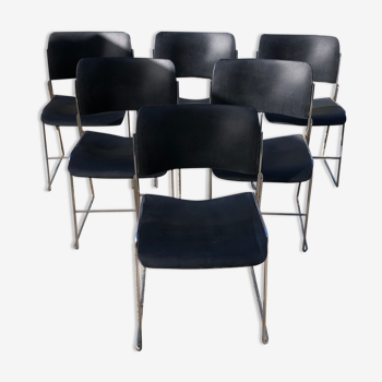 Un lot de 6 chaises de David Rowland
