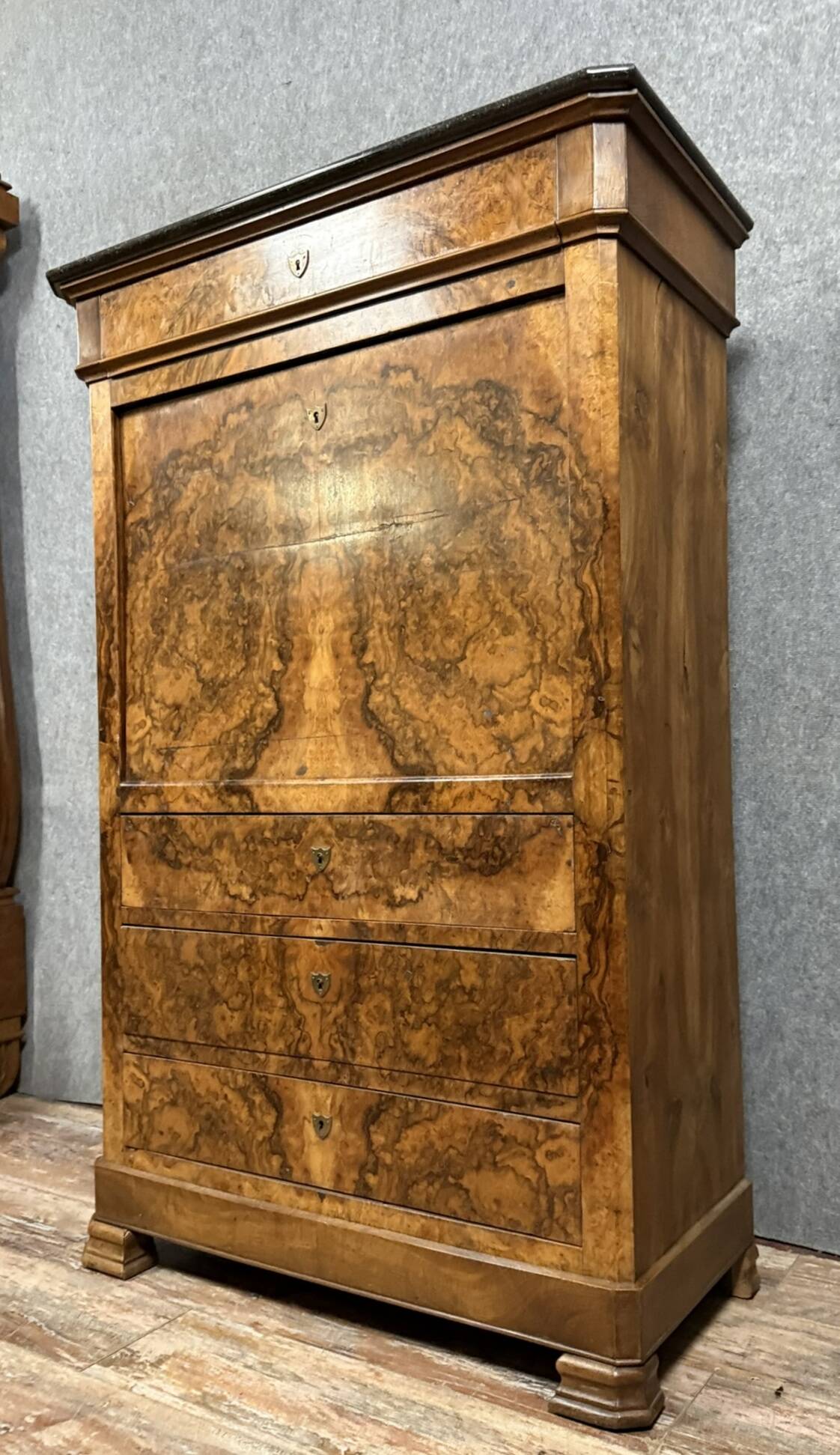 Secrétaire époque louis philippe en ronce de noyer