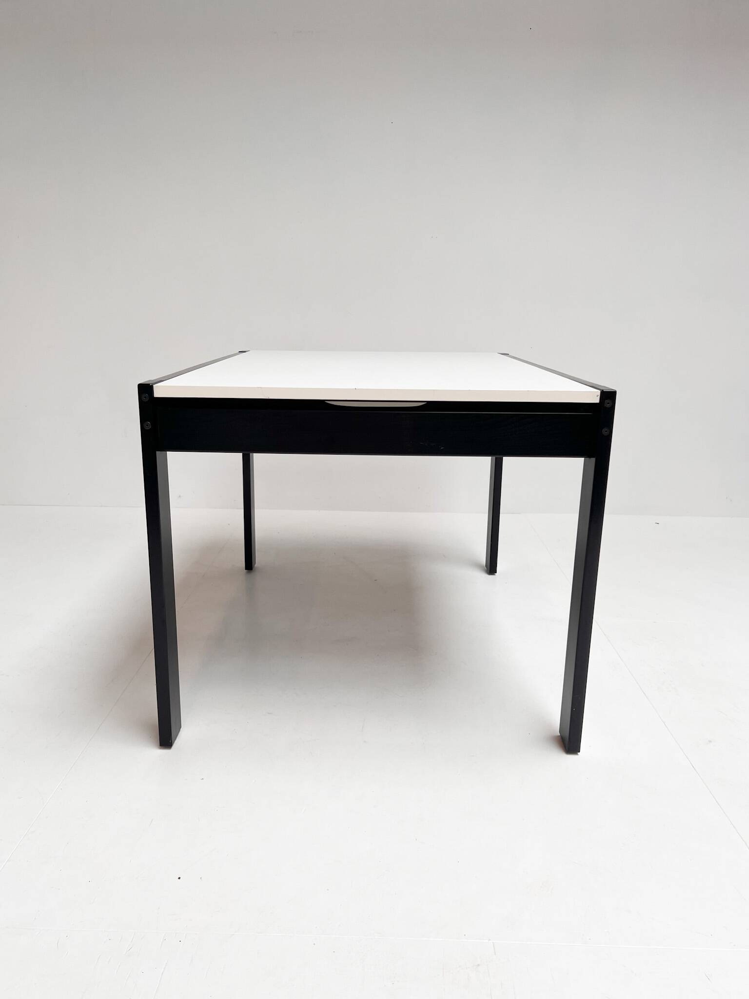 Table à manger extensible par Pastoe, années 1960