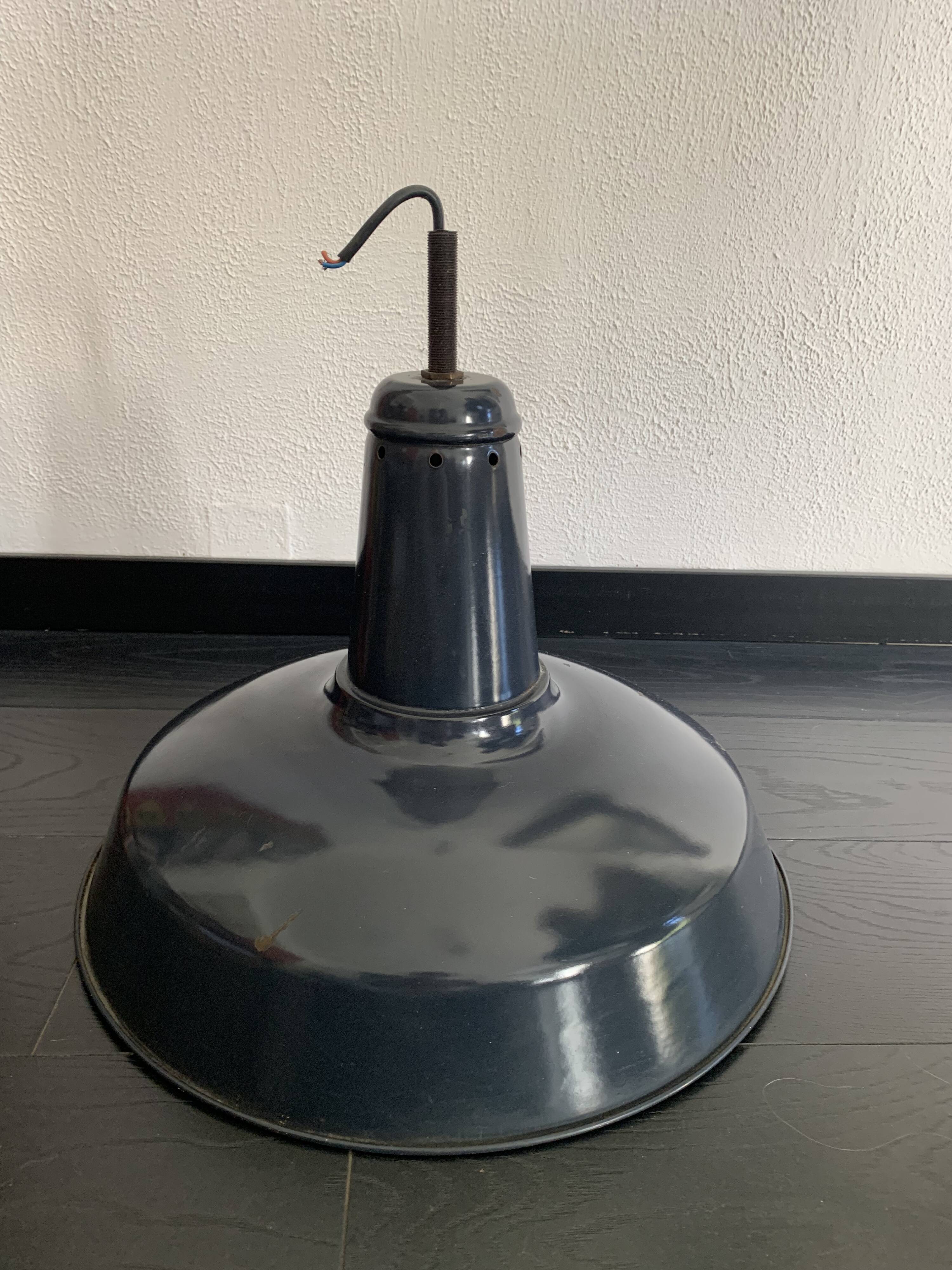 Vintage 1940s pendant lamp with marine enamel bowl - 47 x 40 cm