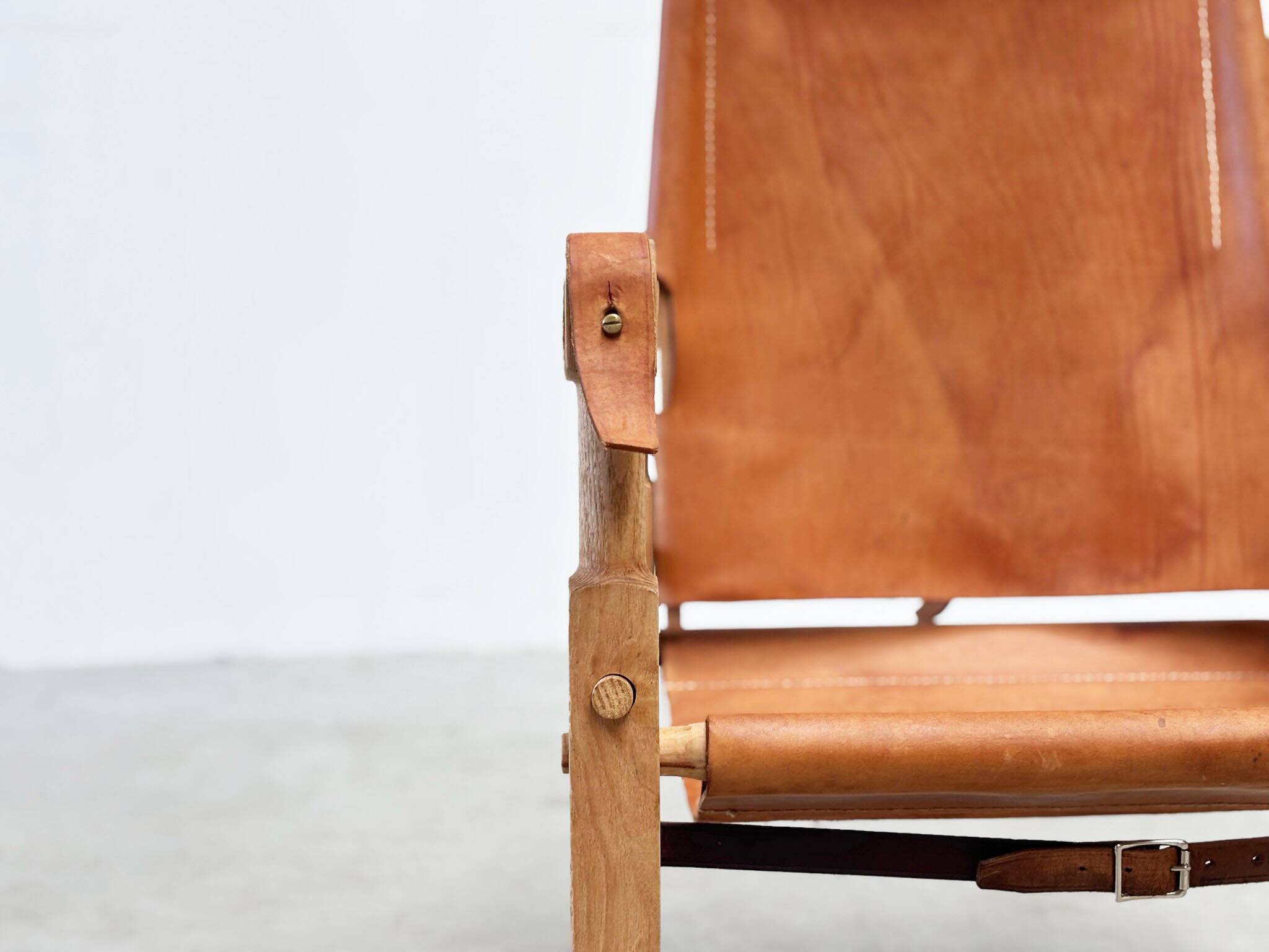 Cognac leather Safari chair