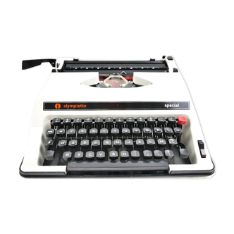 Olympiette special olympia grey typewriter
