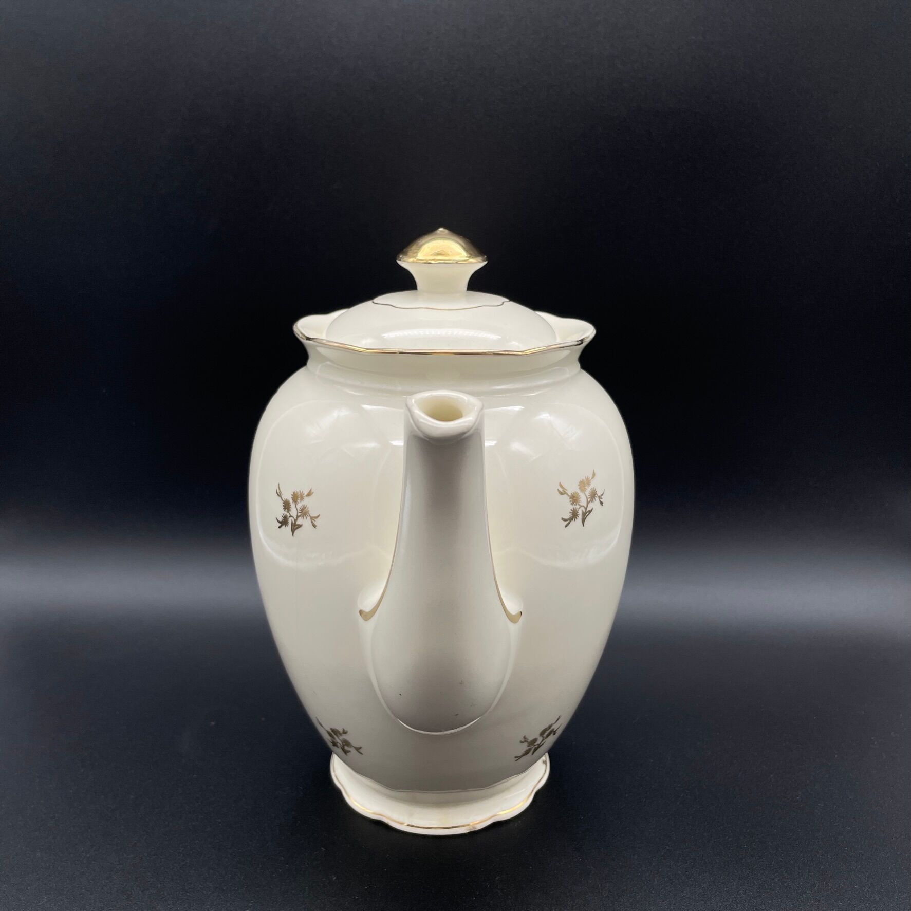Villeroy & Boch teapot