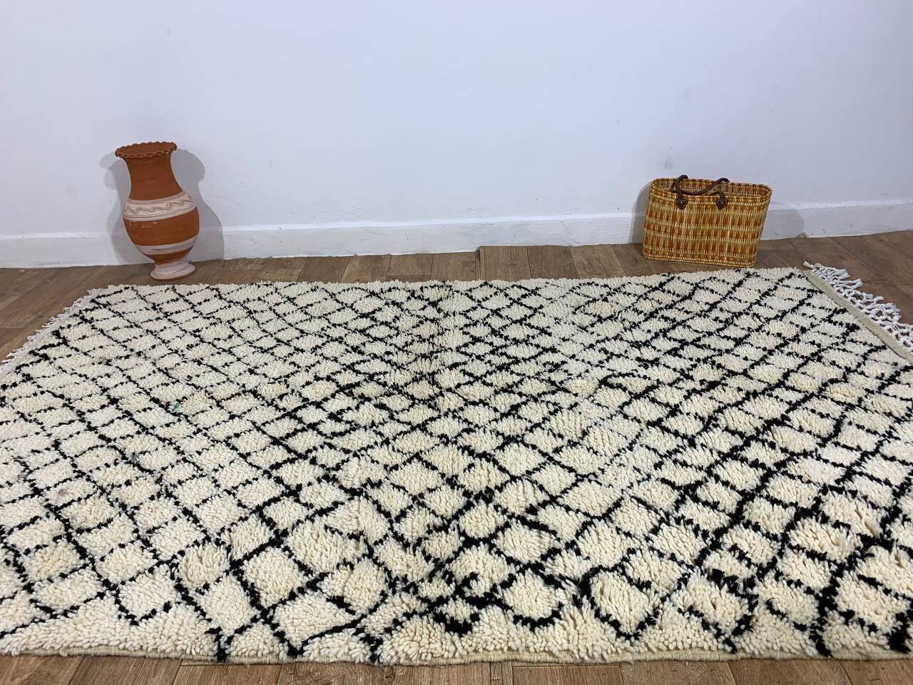 Handmade Moroccan Berber rug 260 x 156