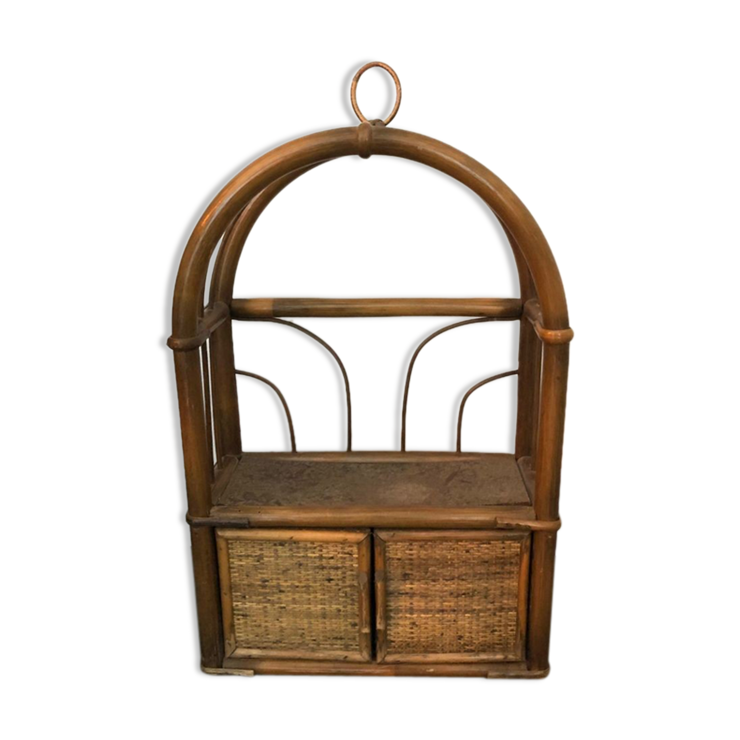 Wall doorp when you're on a rattan