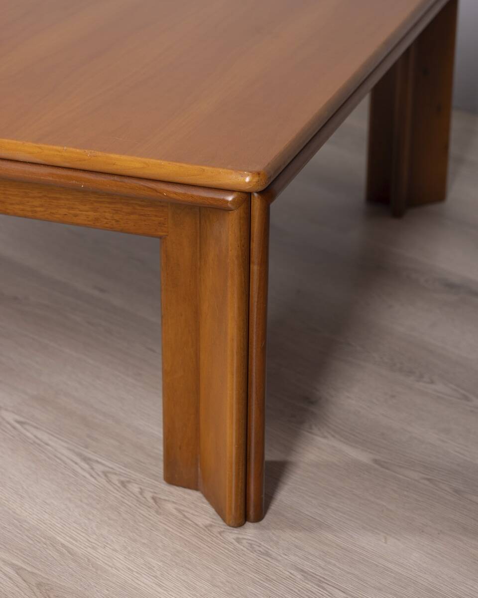 Vintage 1970s "Mou" wooden coffee table designed by Afra & Tobia Scarpa