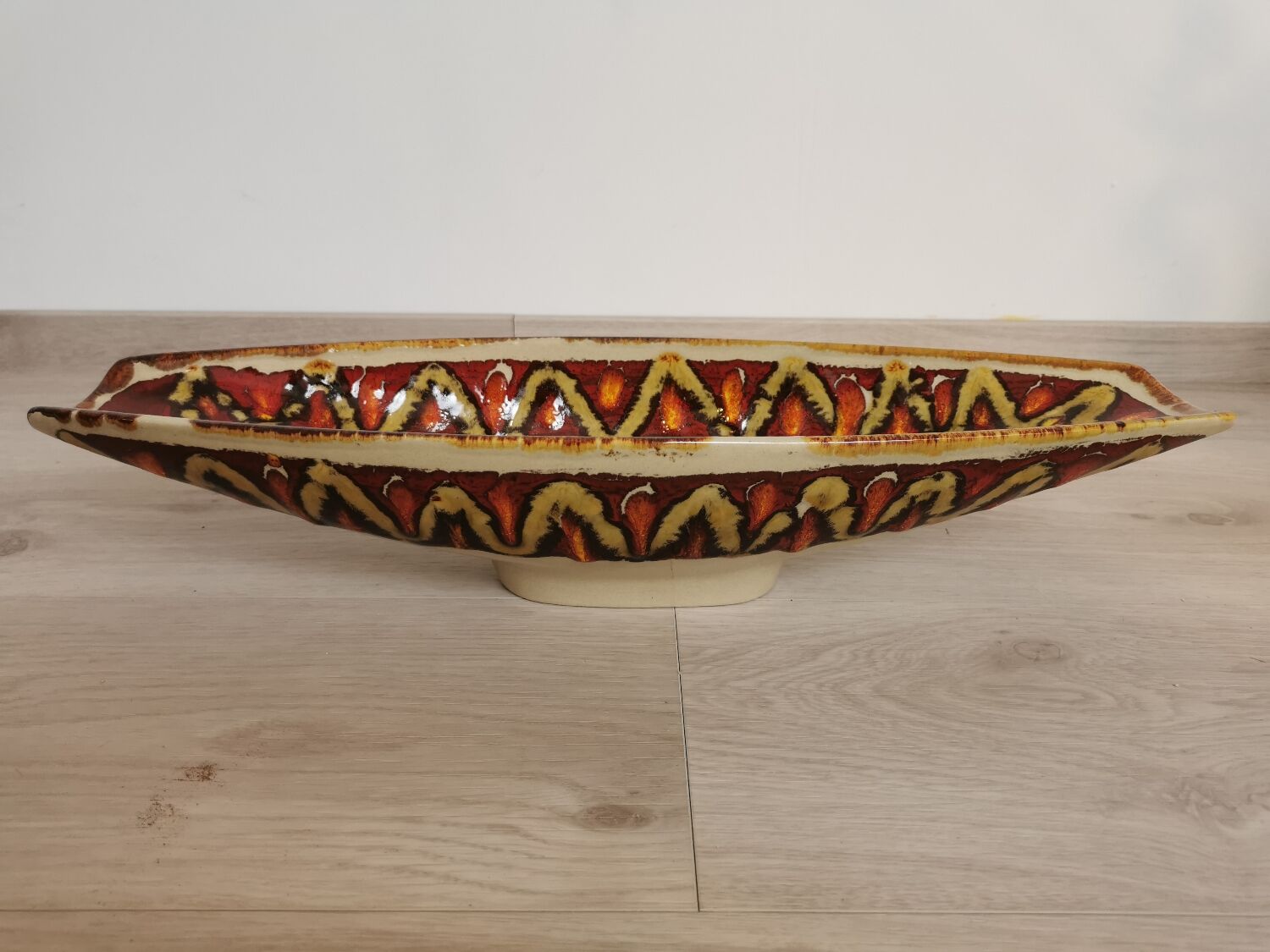Long ceramic bowl, Saint Clément