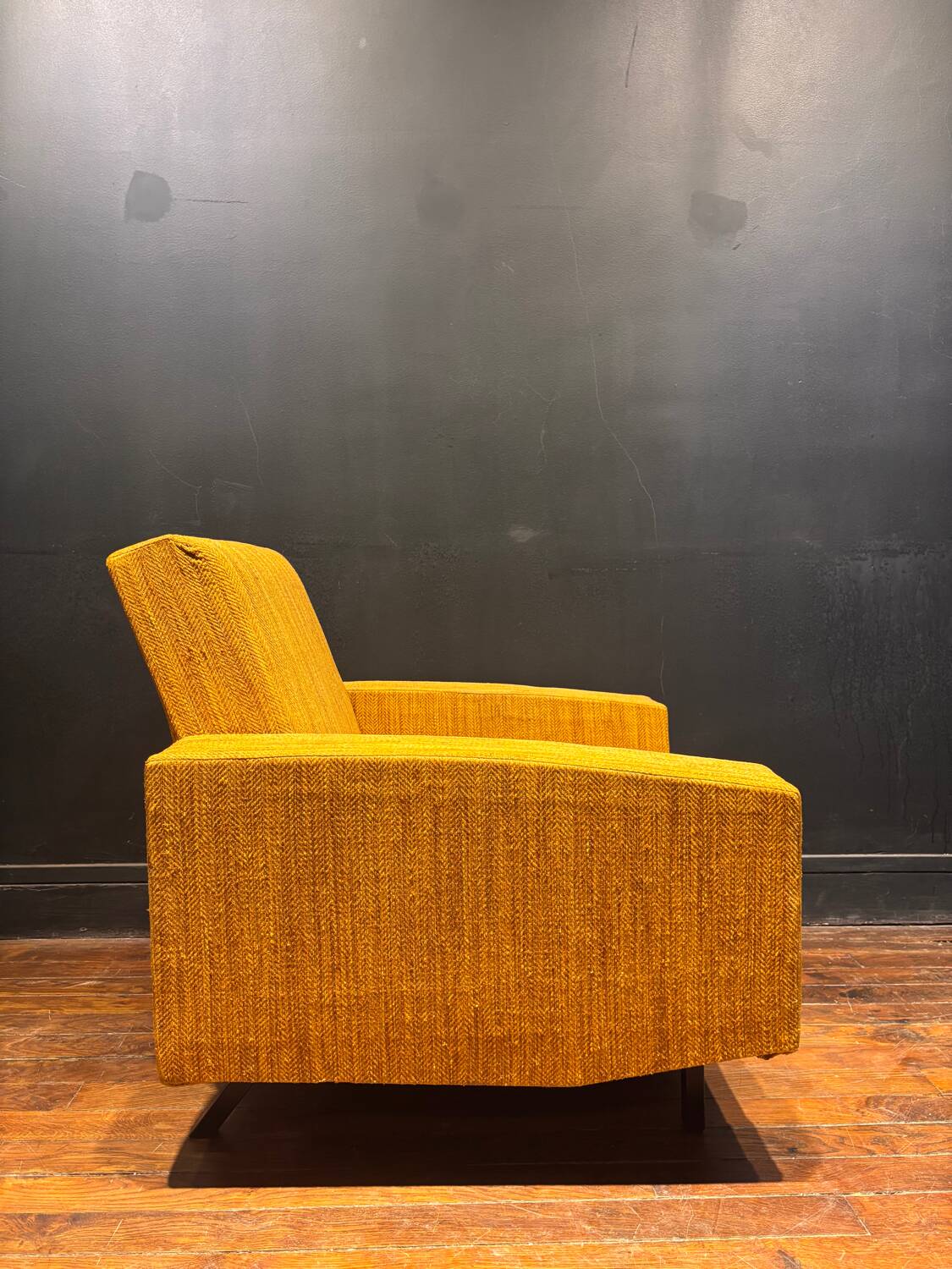Pair of vintage mustard yellow armchairs – 1970s design