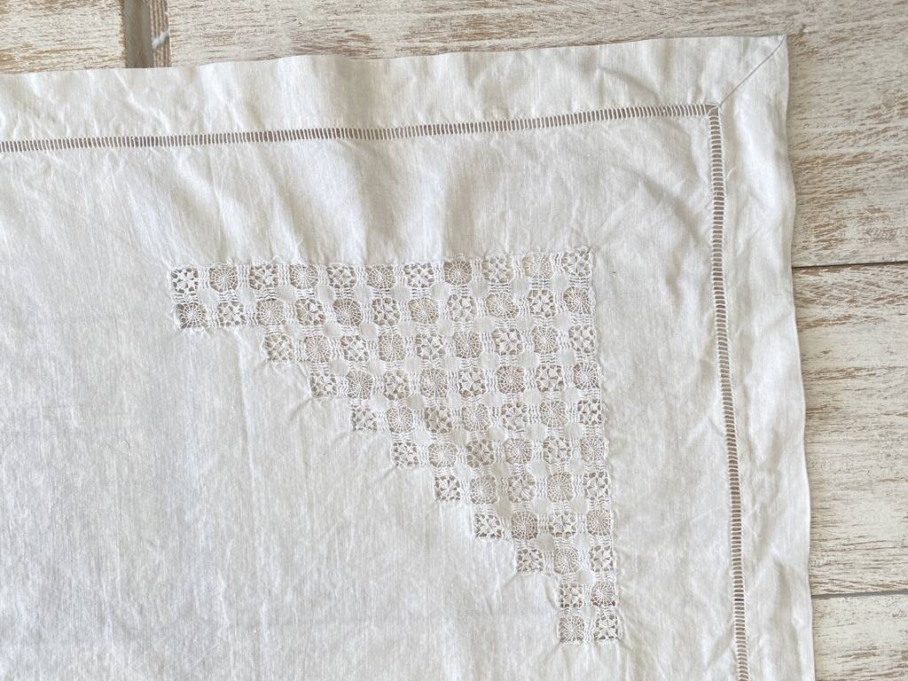 Set of 2 antique hand-embroidered tablecloths - 63x60 cm - Linen