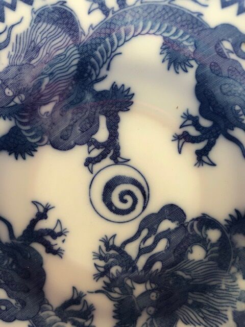 8 Japanese fine porcelain cups