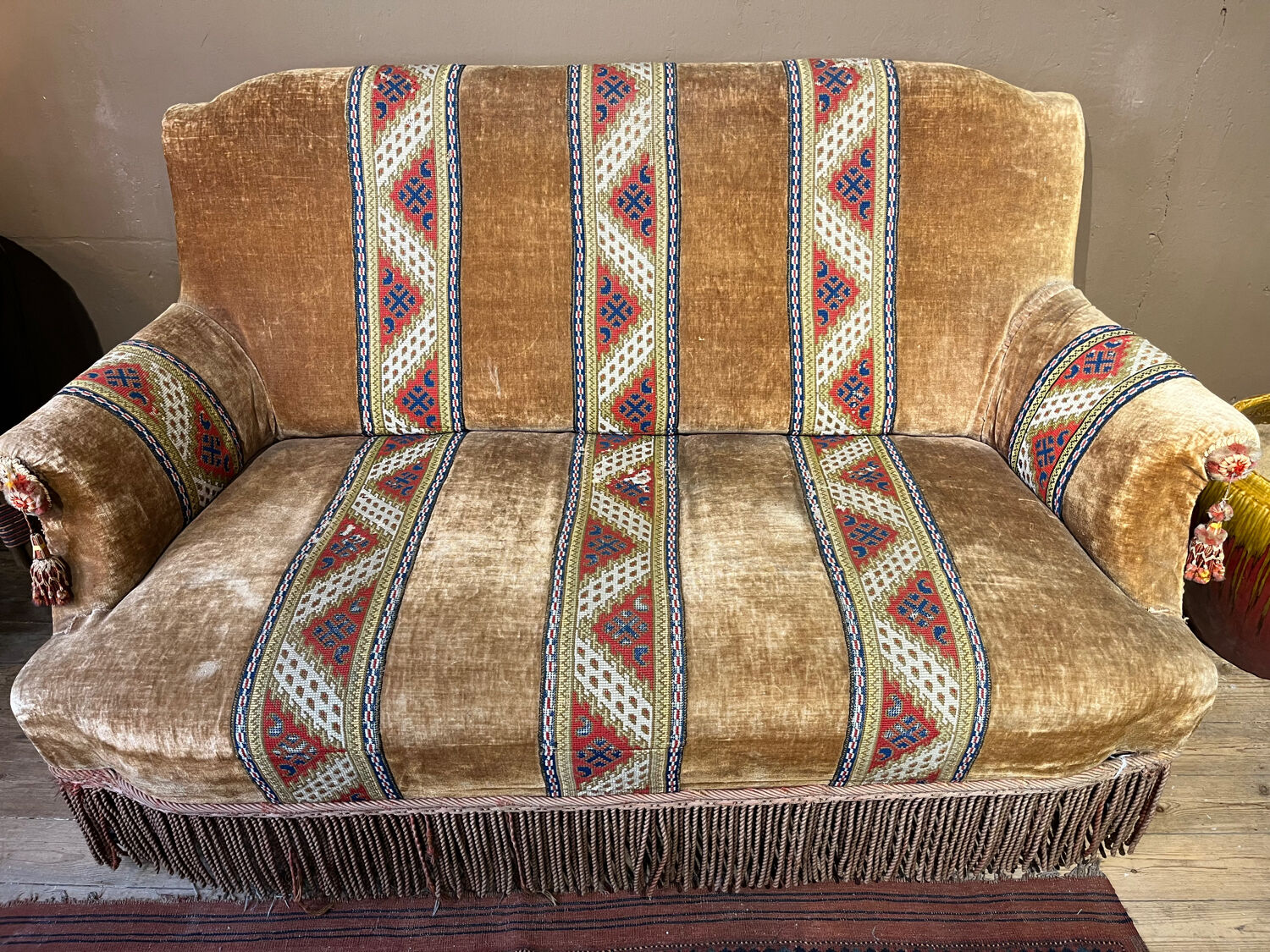 Napoleon III sofa