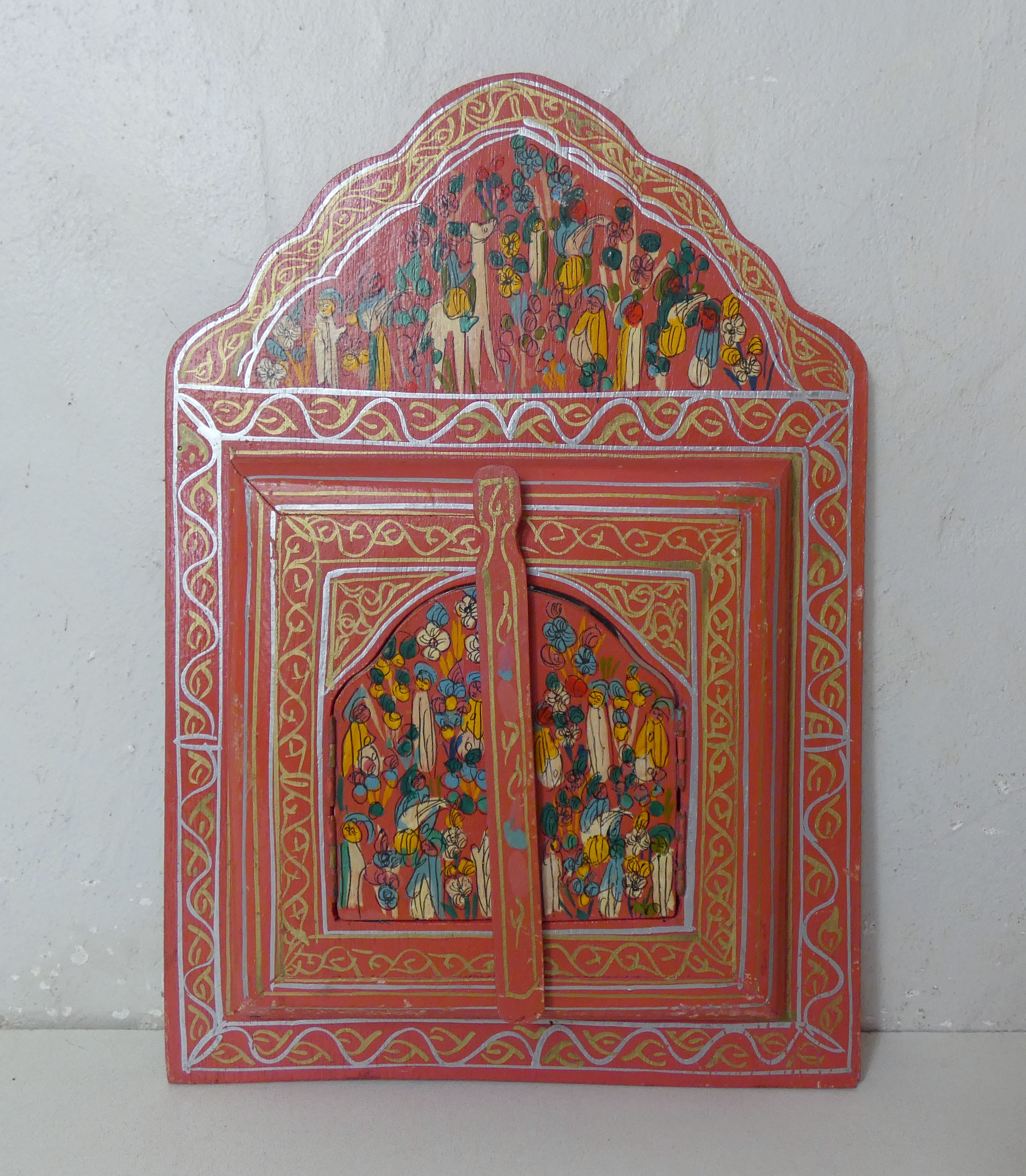 Old Moroccan mirror in pink wood Folk Art
