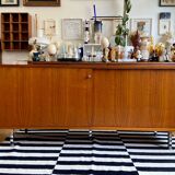 Teak veneer sideboard 80's