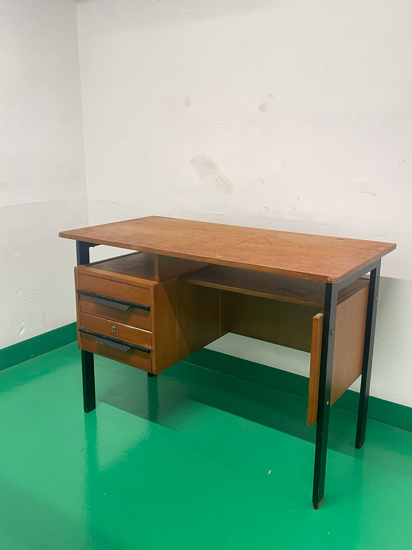 Vintage 1960s desk