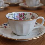 Coffee and tea service in Limoges porcelain with anemone flower pattern and gilding.