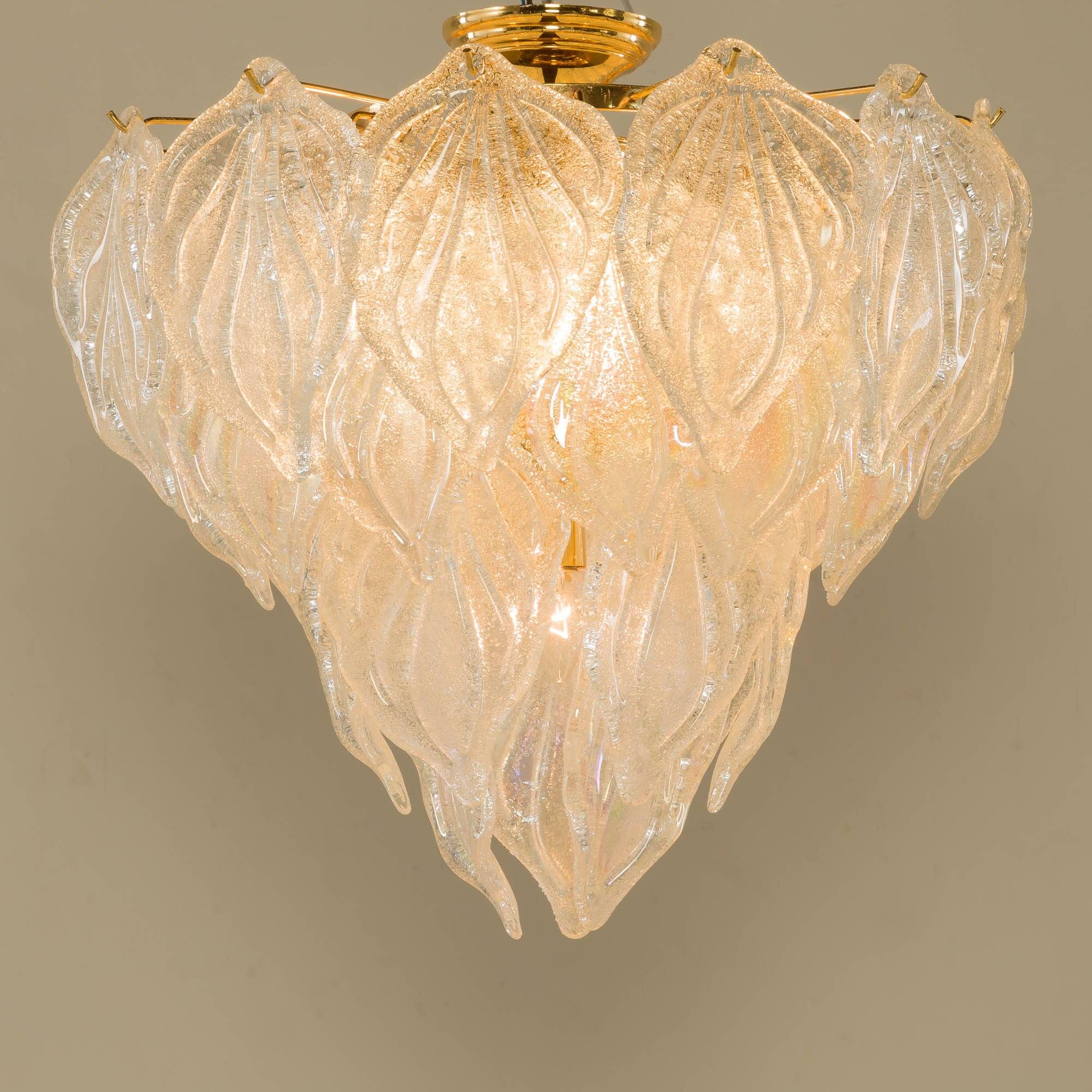 Novaresi Murano glass frosted leaves chandelier, Italy 1970s