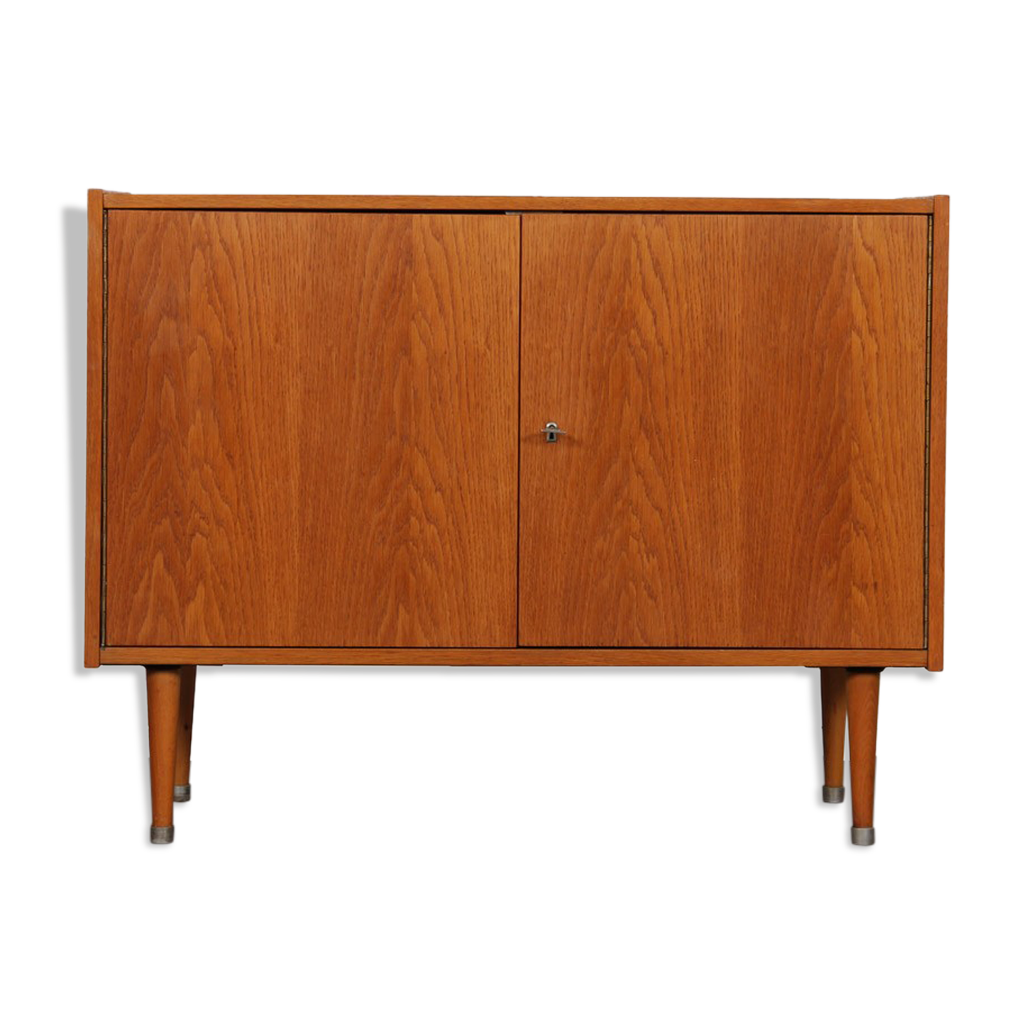 Buffet Zapadoslovenske Nabytkarske Zavody, 1960
