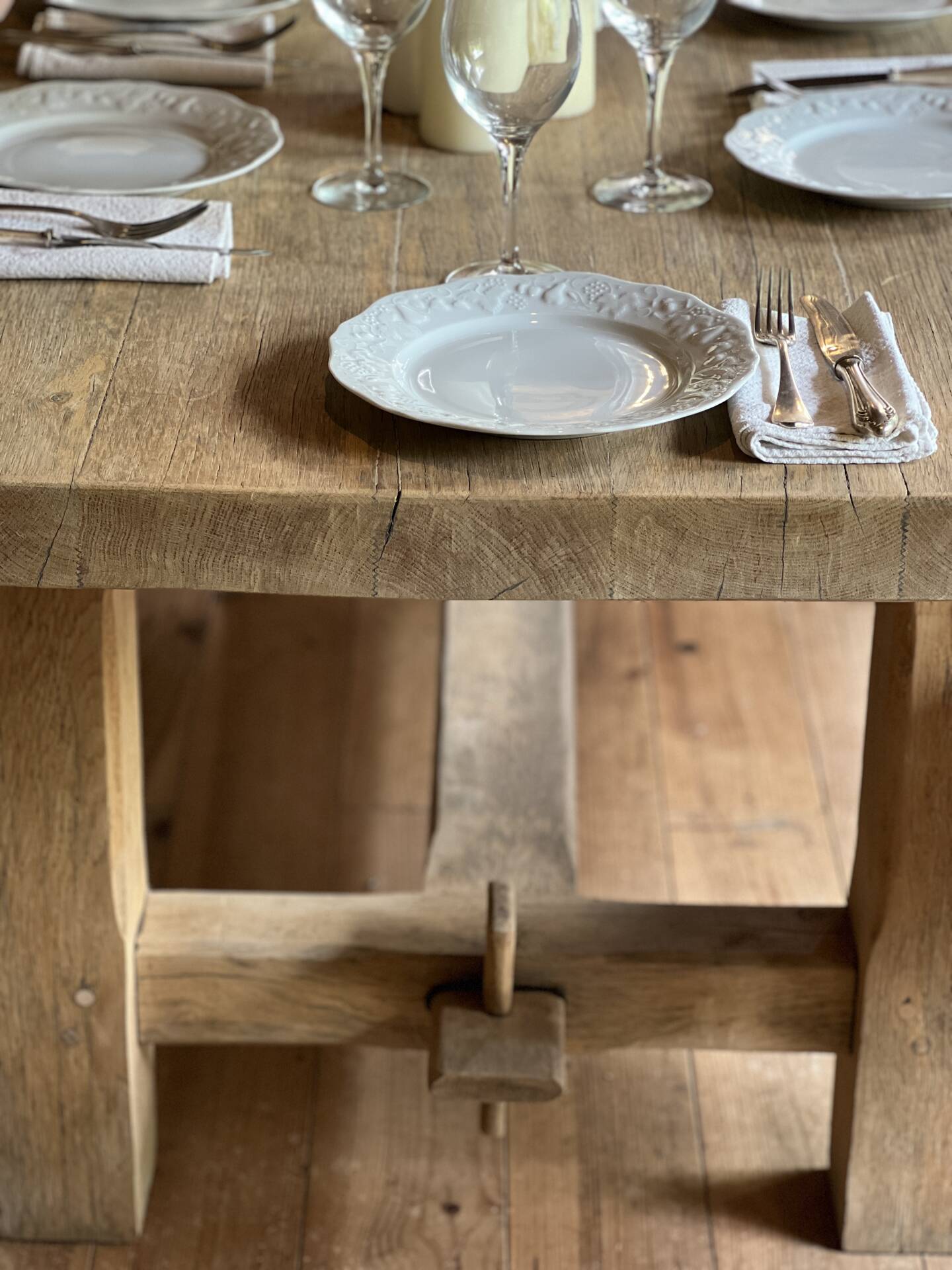 Farmhouse table - solid elm