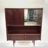 Buffet and bar