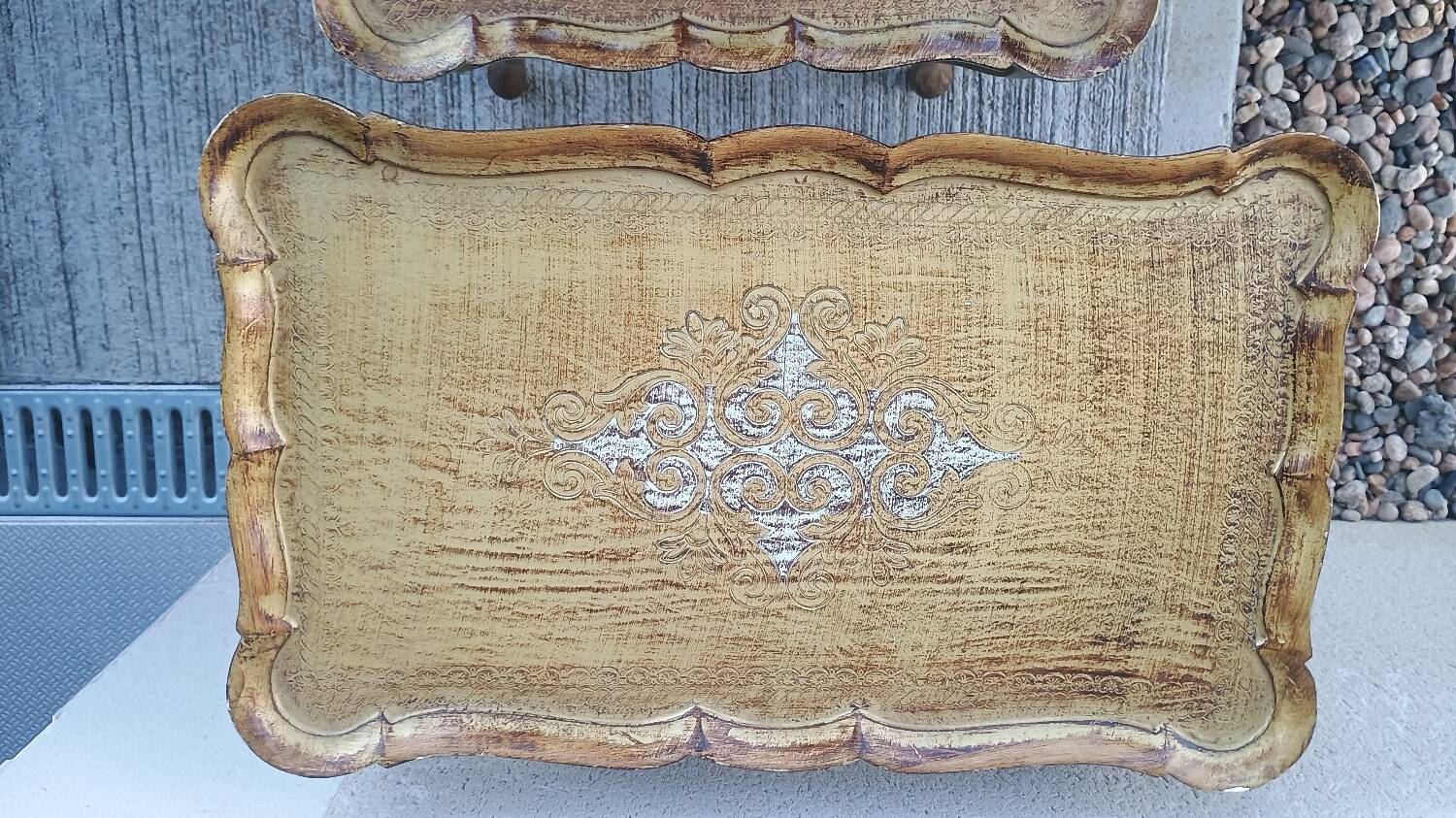 Set of three nesting tables in gilded wood in Florentine style Hollywo.