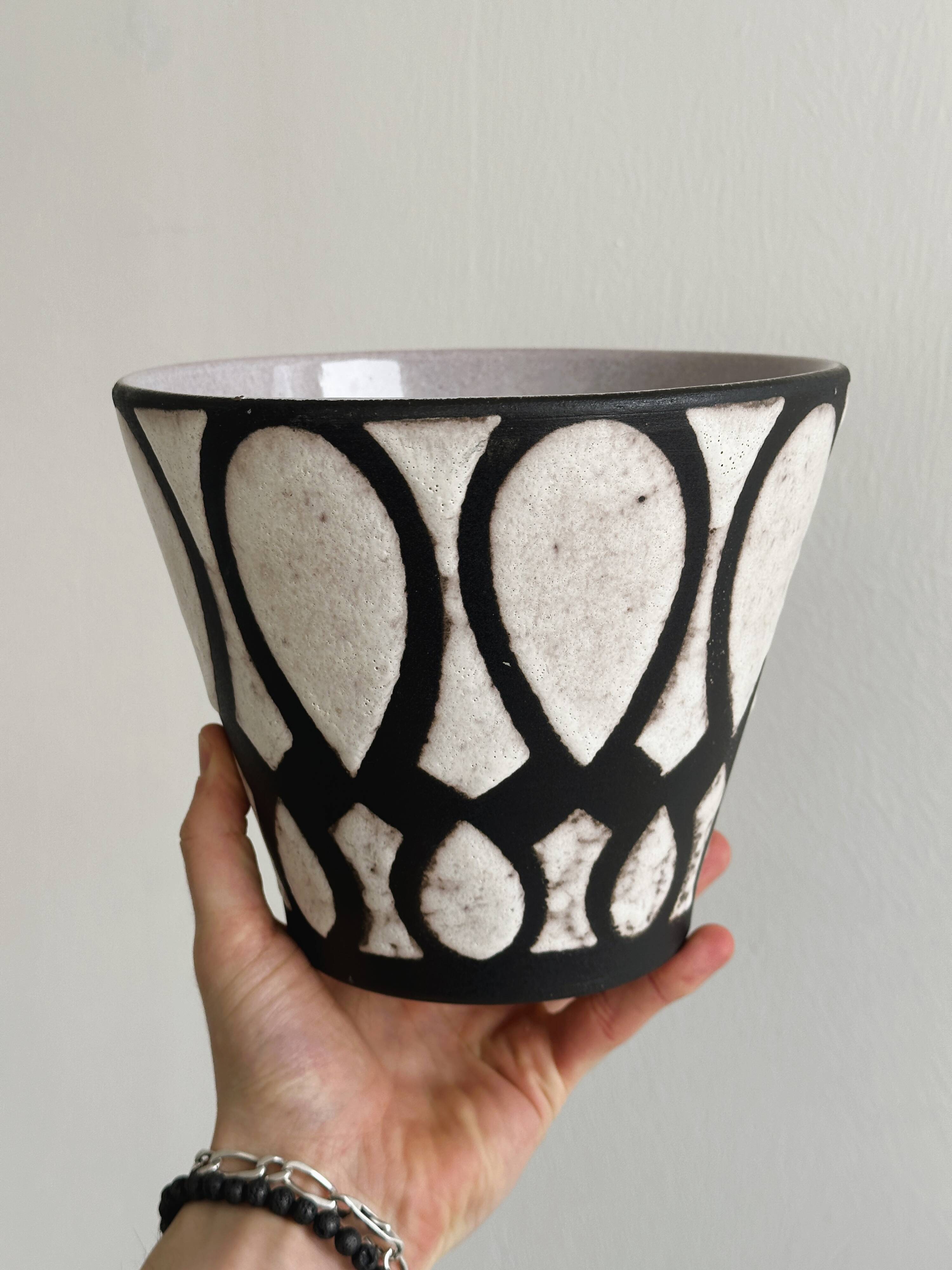Black and white geometric ceramic planter