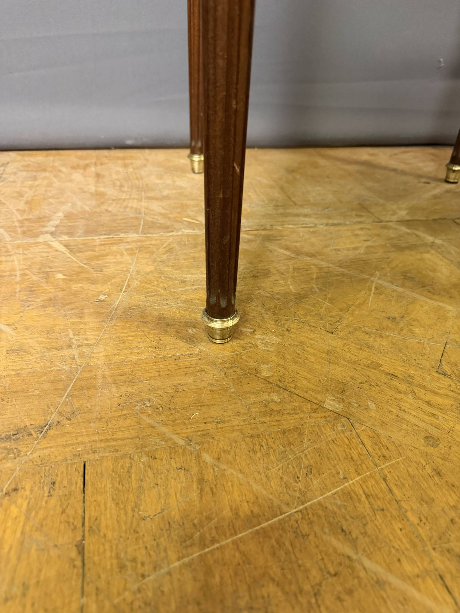 Table Bouillotte Louis XVI en Acajou XXème