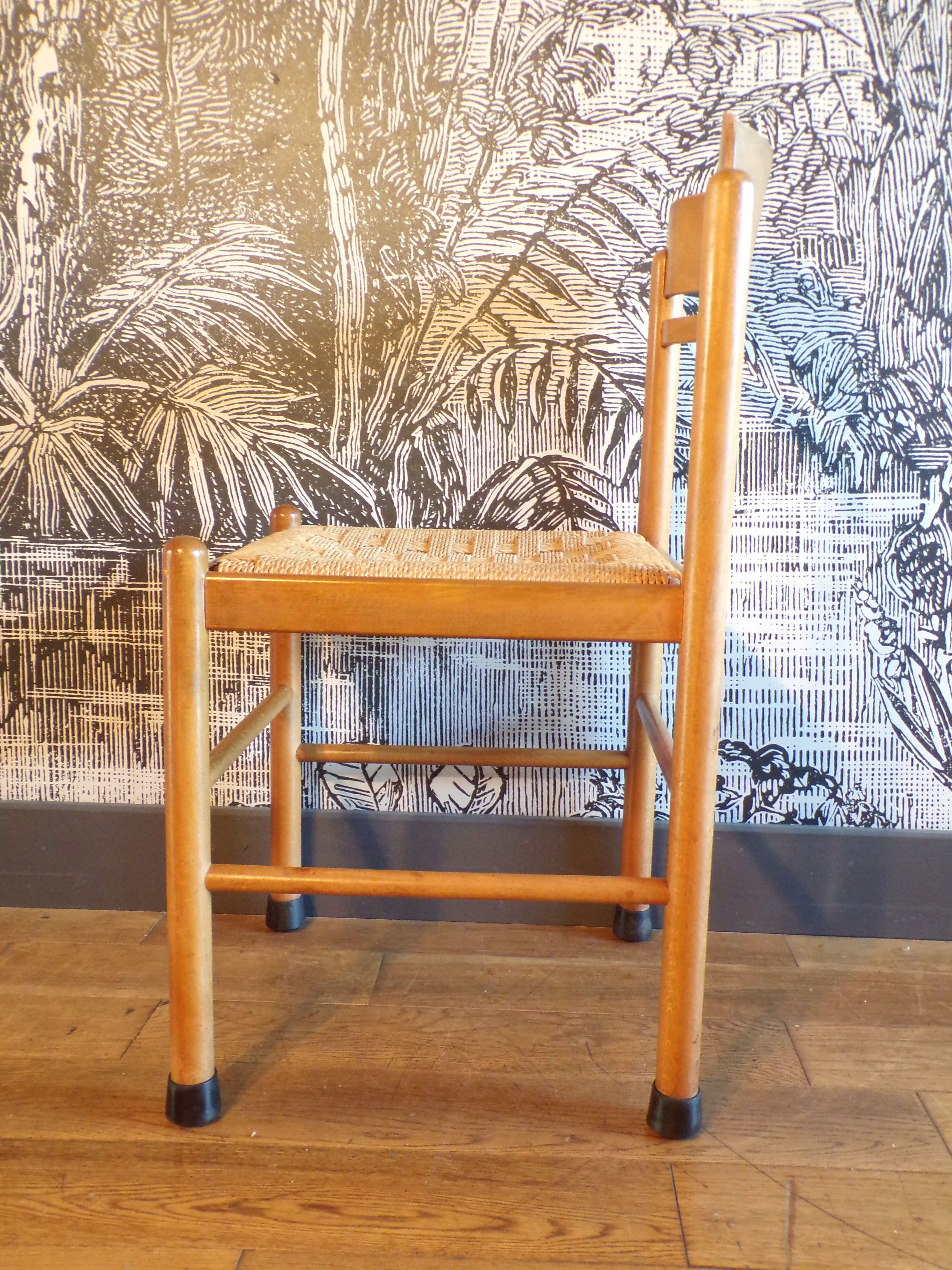 Vintage chair sitting rope