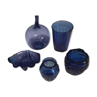 Set of 5 blue glass bottles for bathroom
