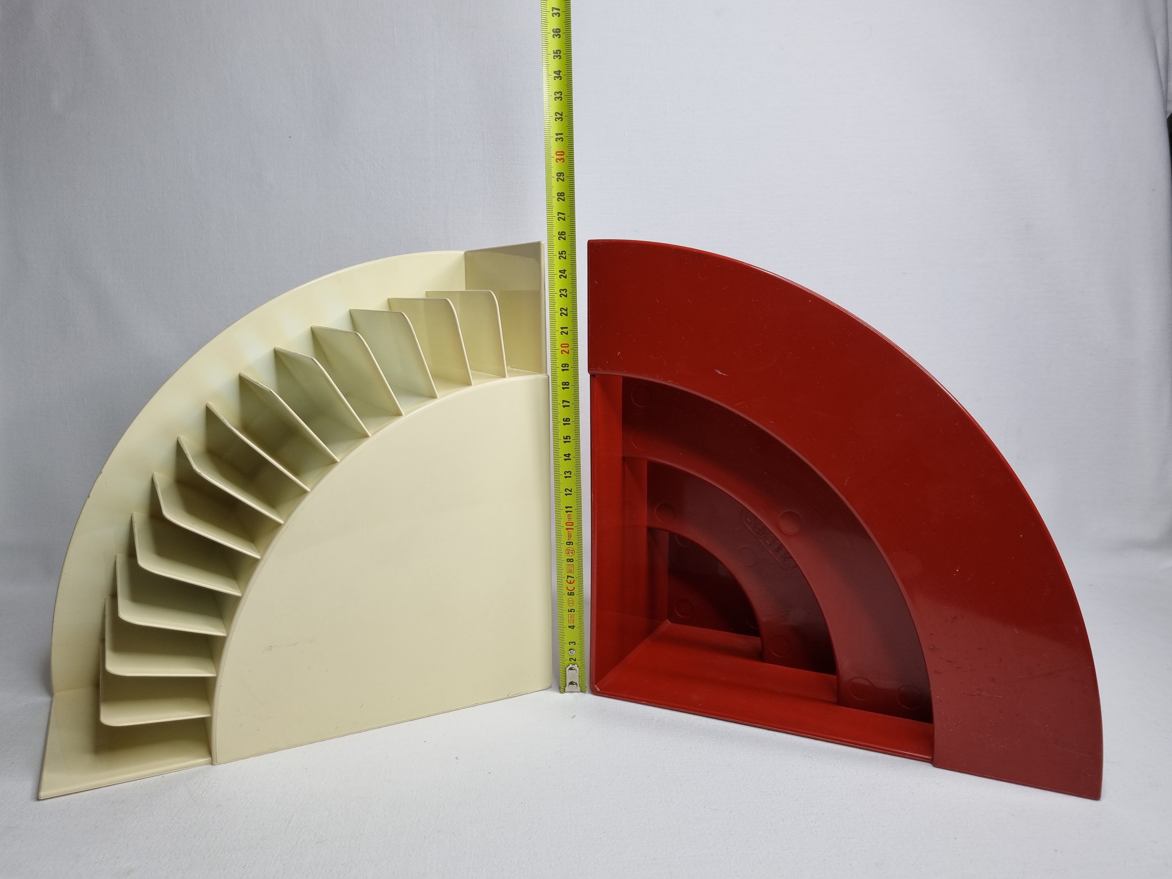 Crayonne vintage vinyl and audio cassette holders