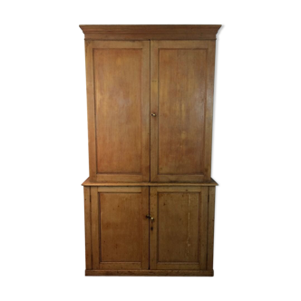 Victorian style, 2 block Cabinet